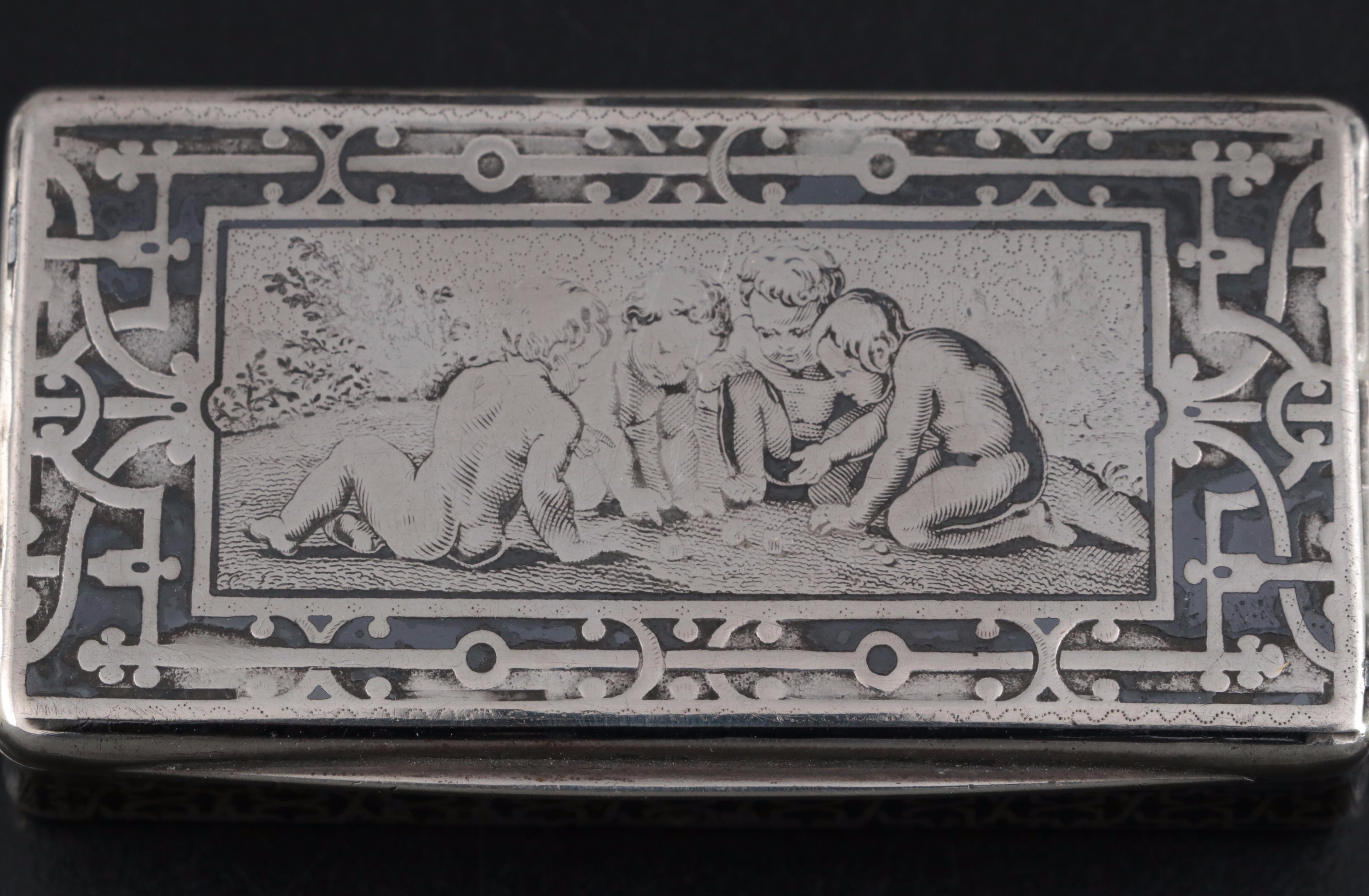 French 800 Silver Niello Putti Motif Snuff Box, 19th Century