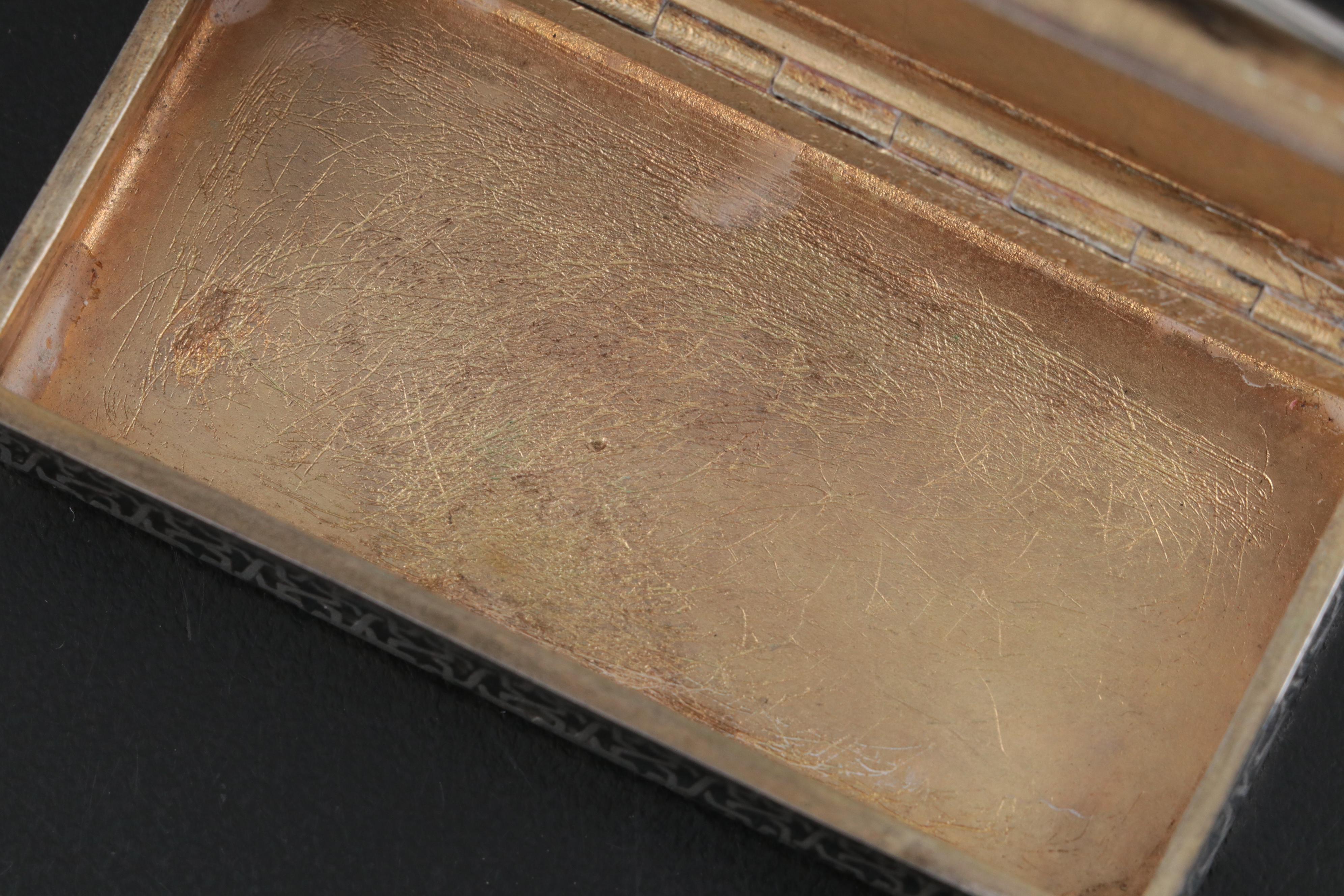 French 800 Silver Niello Putti Motif Snuff Box, 19th Century