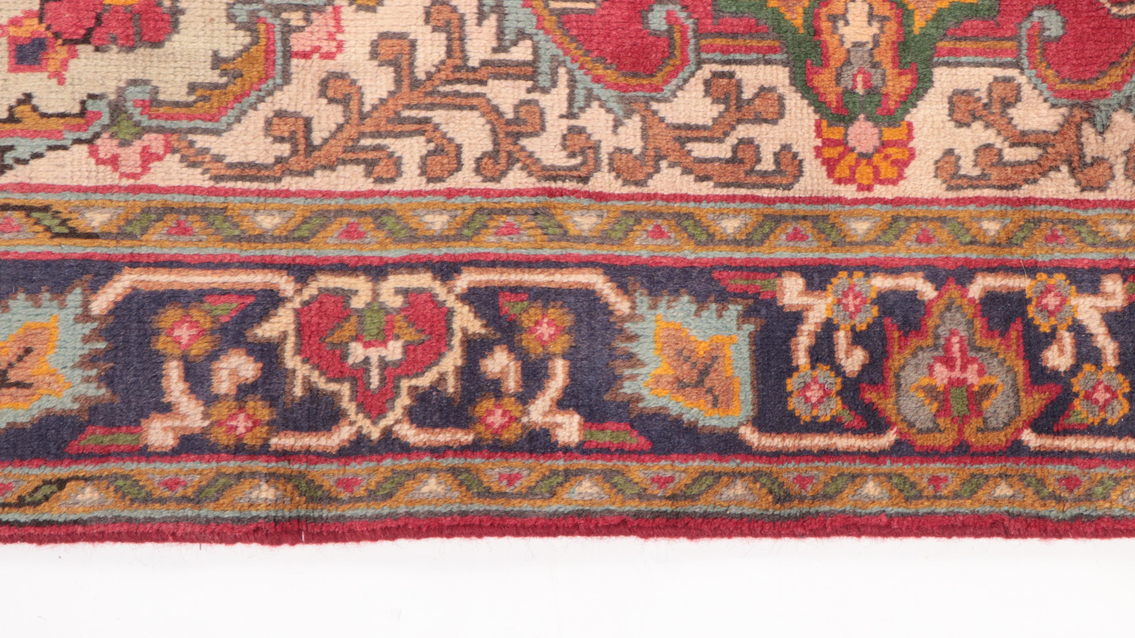 4'7 x 7'5 Hand-Knotted Persian Qazvin Area Rug