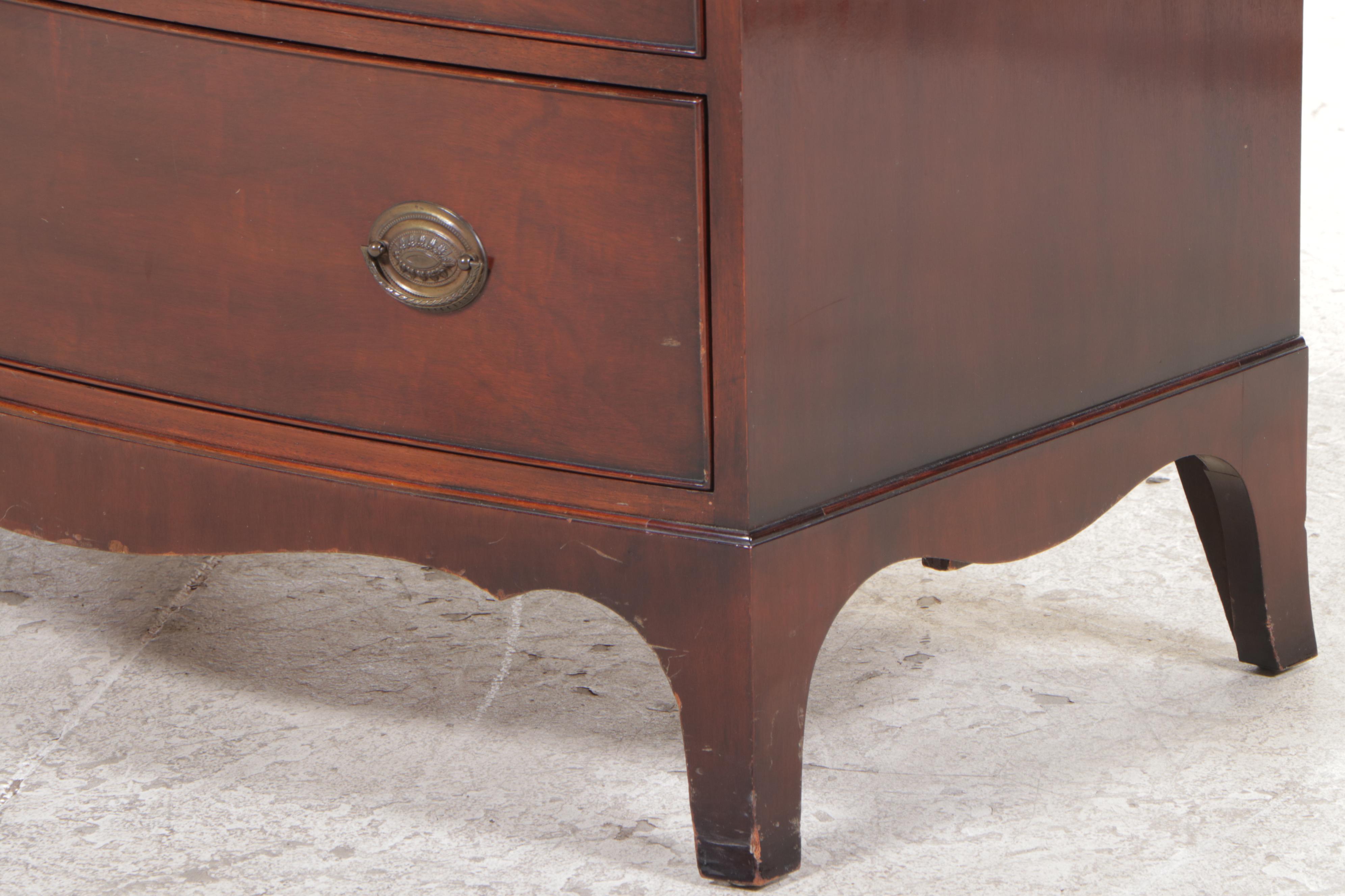 Kindel Federal Style Mahogany Seven-Drawer Bowfront Chest