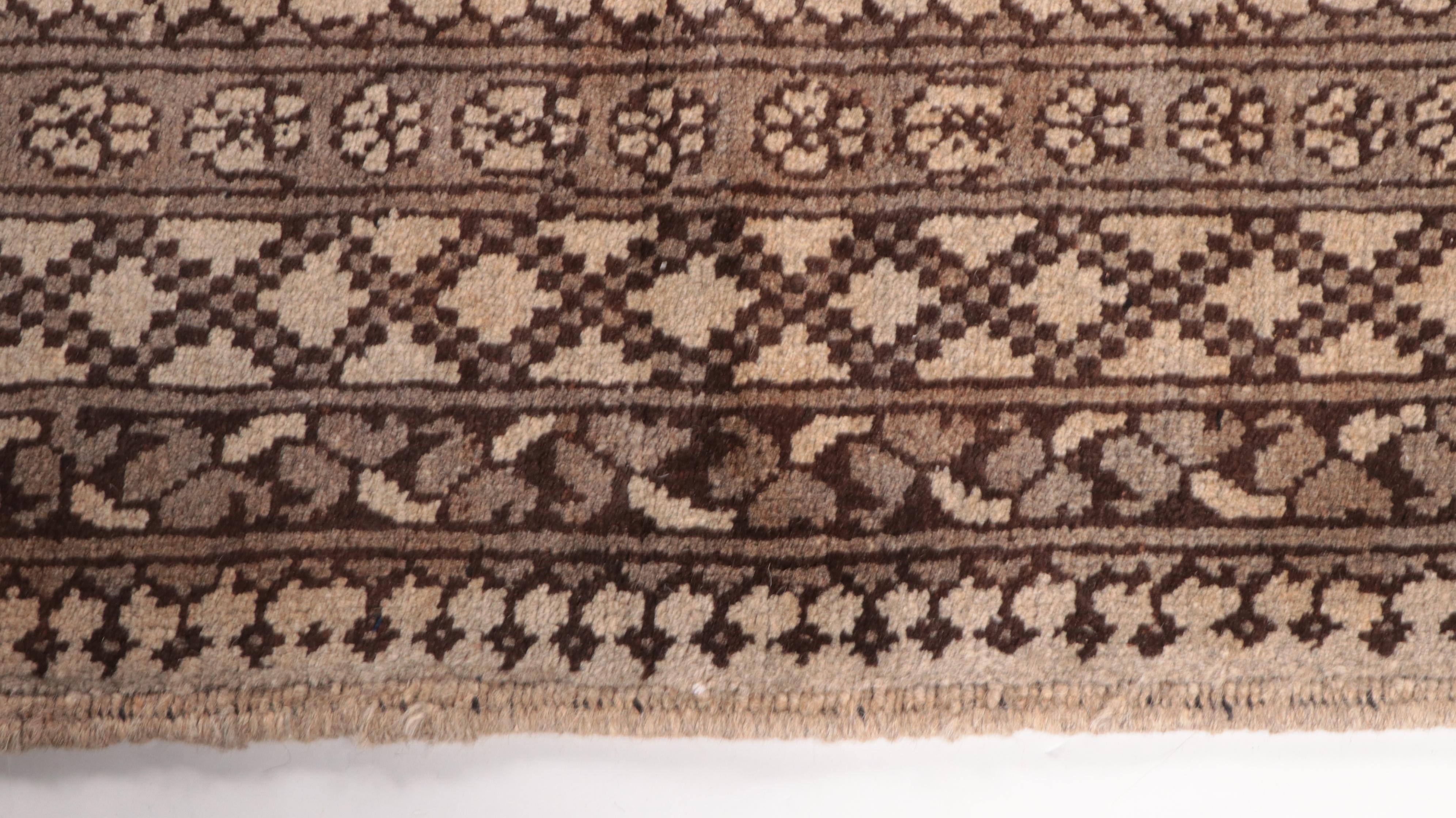 4'11 x 6'6 Hand-Knotted Afghan "Elephant Foot' Gul Accent Rug