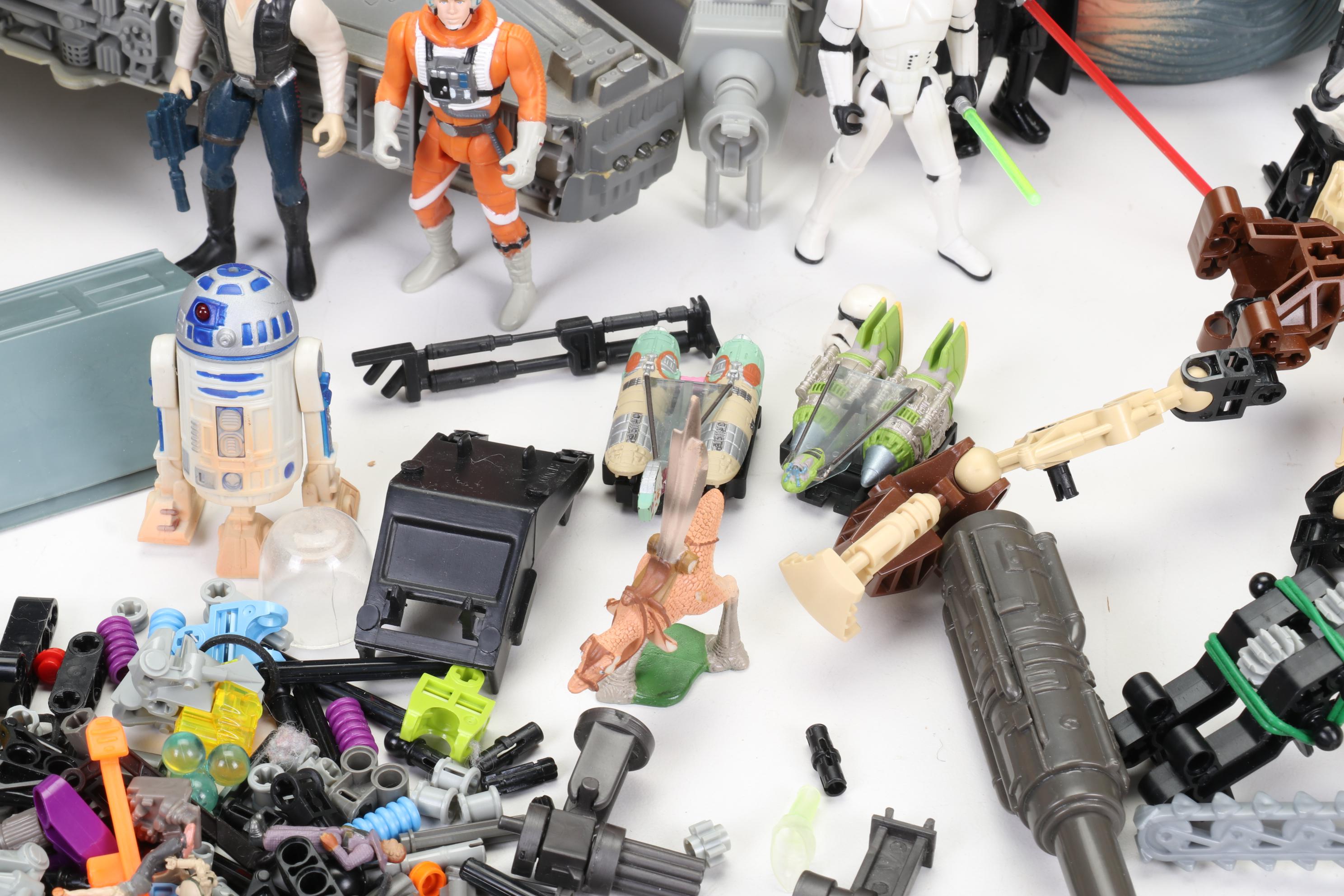 Star Wars Legos, Millennium Falcon, AT-AT Vehicle and More, 1990s