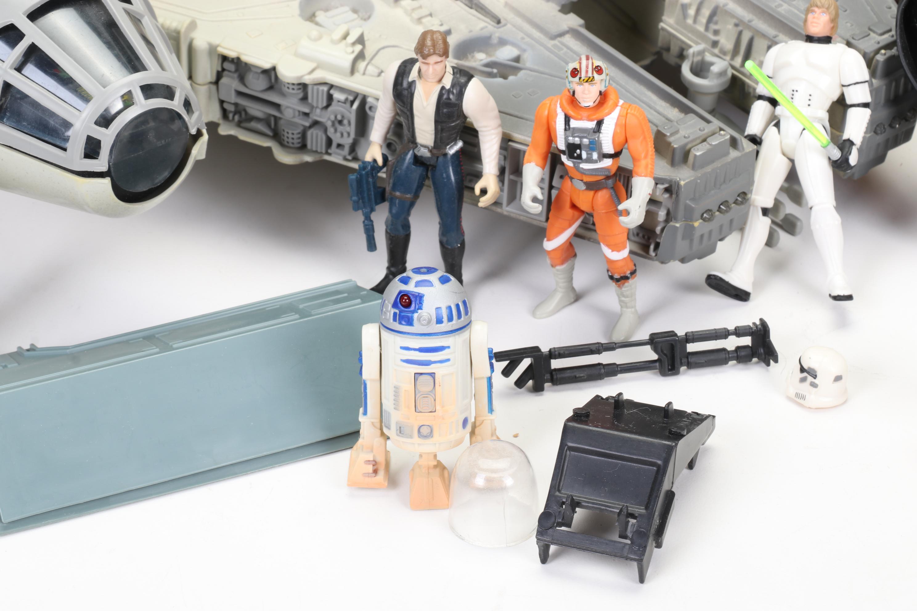 Star Wars Legos, Millennium Falcon, AT-AT Vehicle and More, 1990s