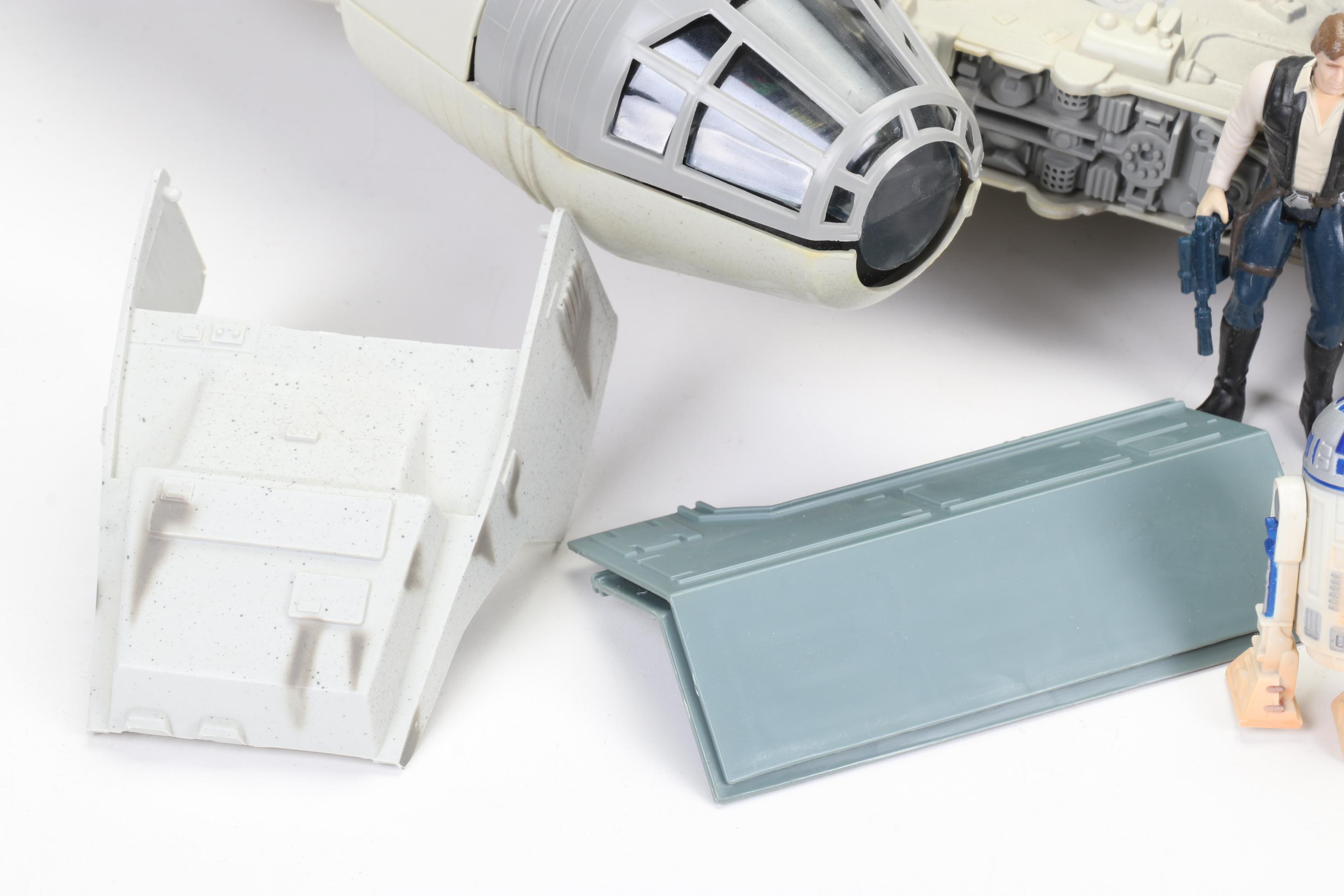 Star Wars Legos, Millennium Falcon, AT-AT Vehicle and More, 1990s