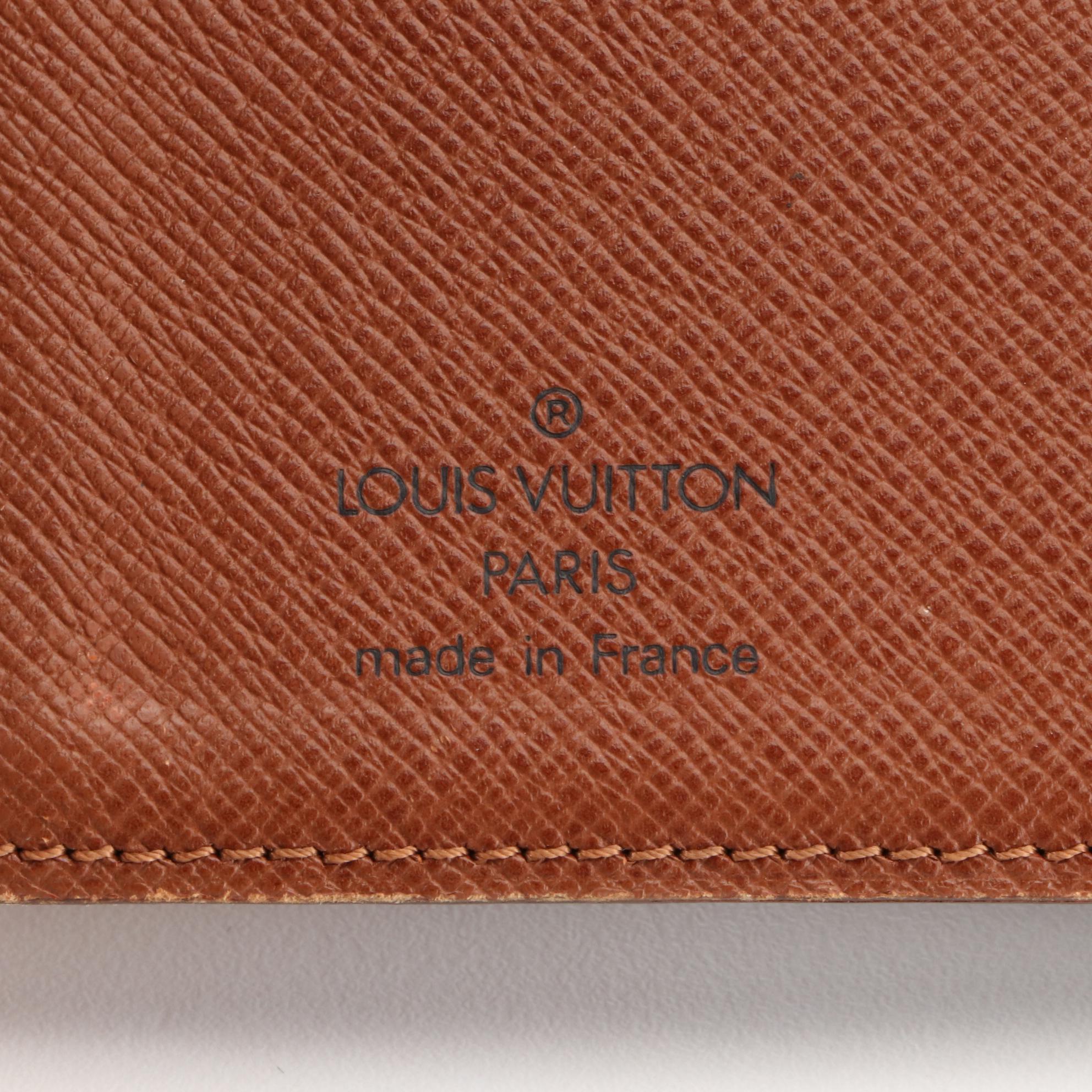 Louis Vuitton Agenda Cover in Monogram Canvas