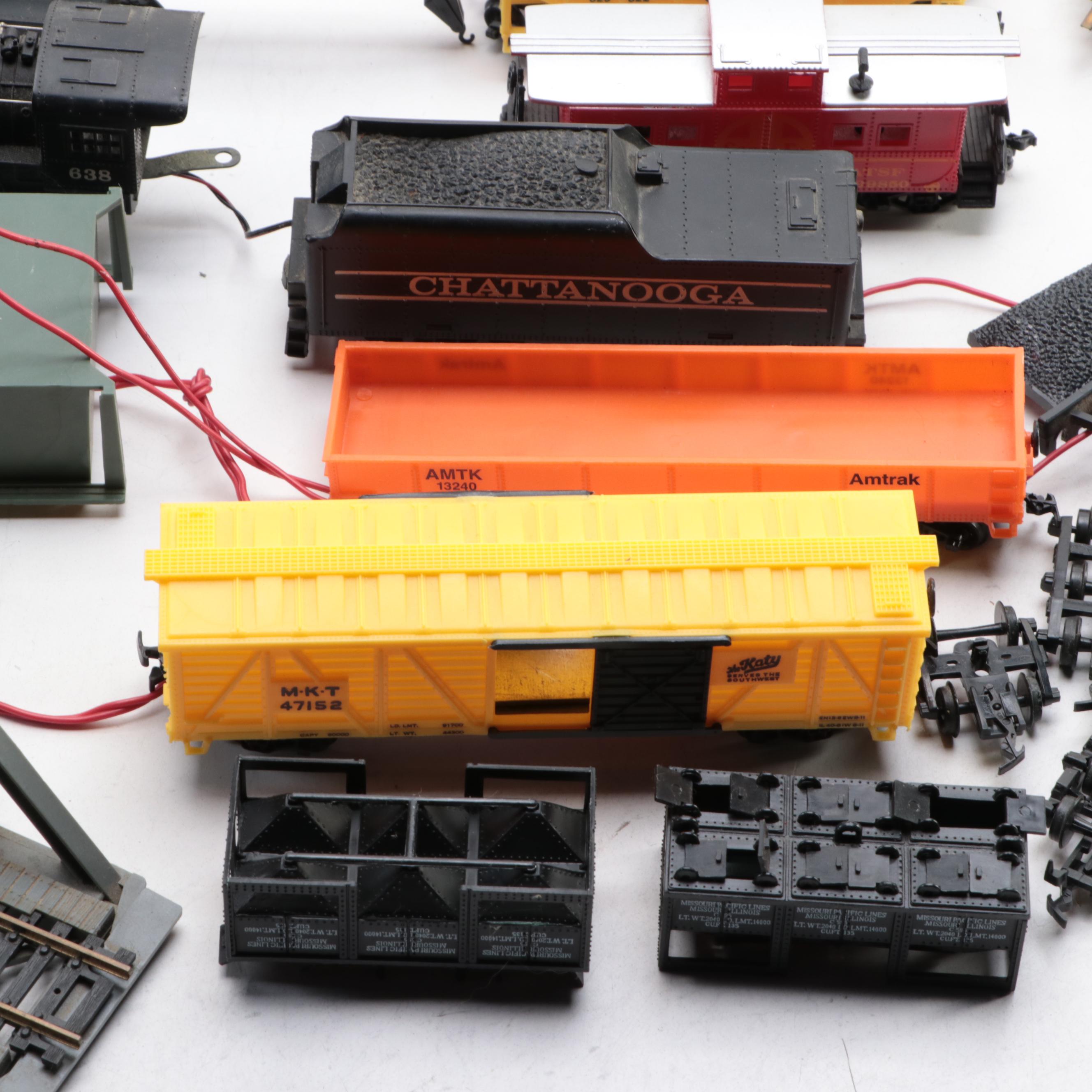 Tyco and Life-Like HO Model Electric Train Locomotive, Tracks, Cars and More