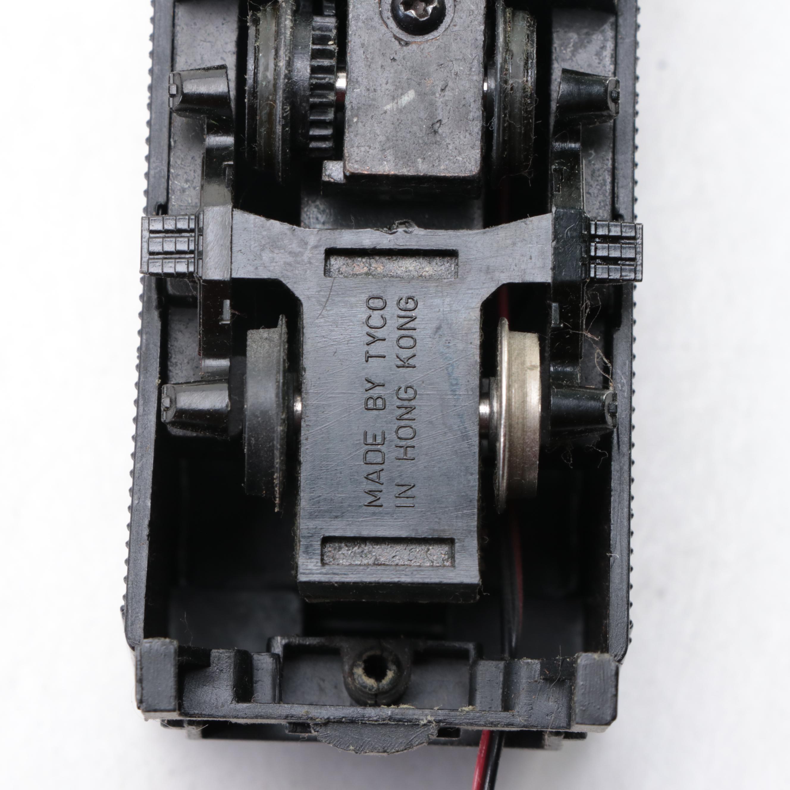 Tyco and Life-Like HO Model Electric Train Locomotive, Tracks, Cars and More