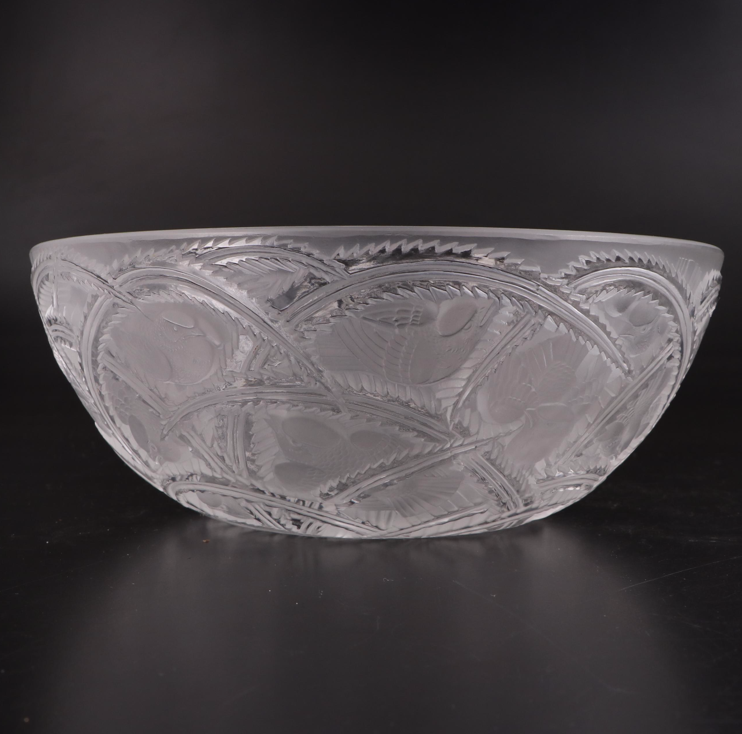 Lalique "Pinson" Frosted and Clear Crystal Bowl, 20th Century