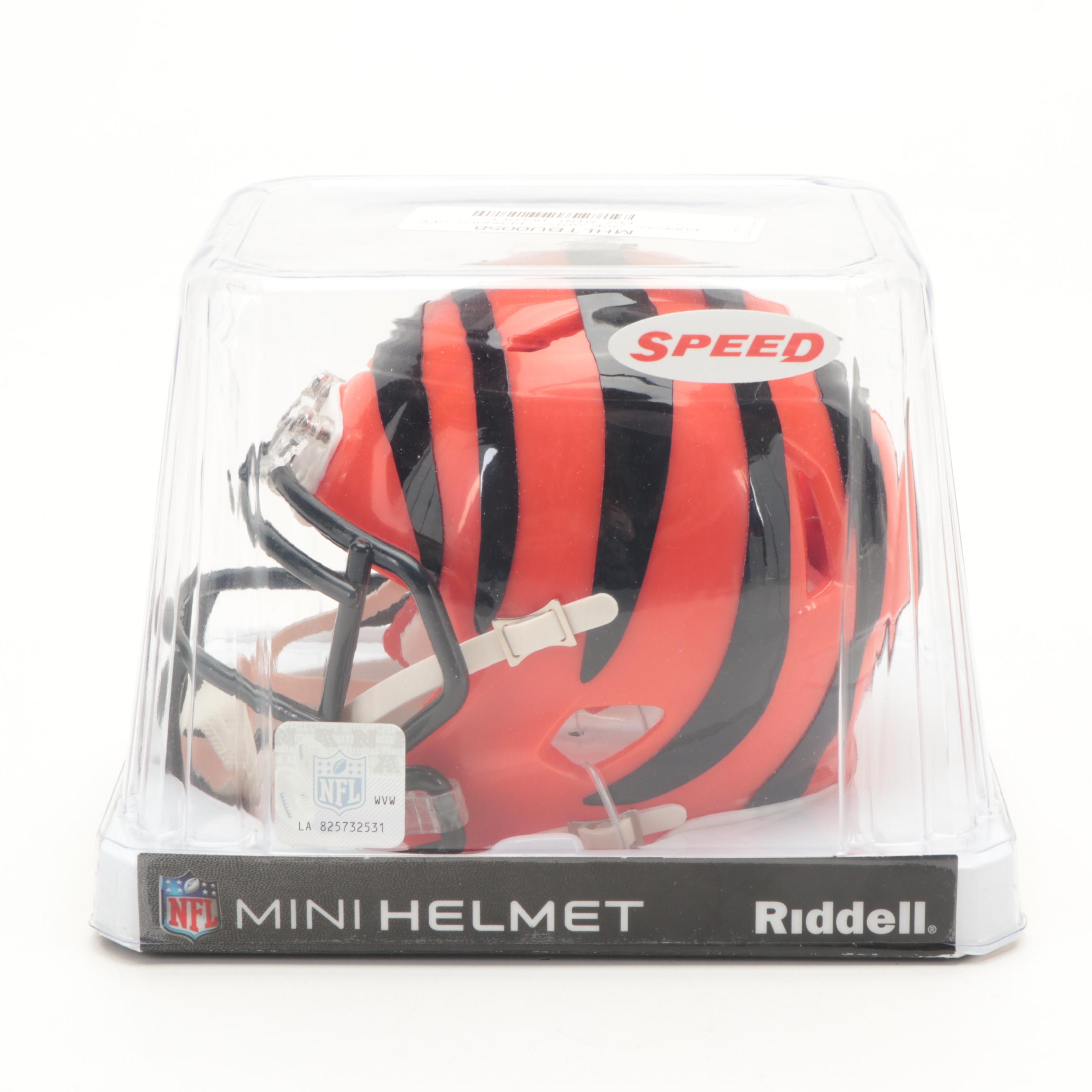 Cincinnati Bengals Joe Burrow Signed Riddell Mini Helmet