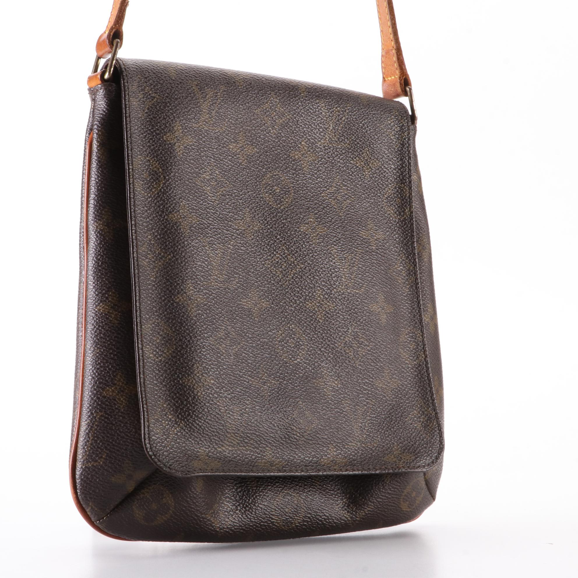 Louis Vuitton Musette Salsa in Monogram Canvas and Vachetta Leather