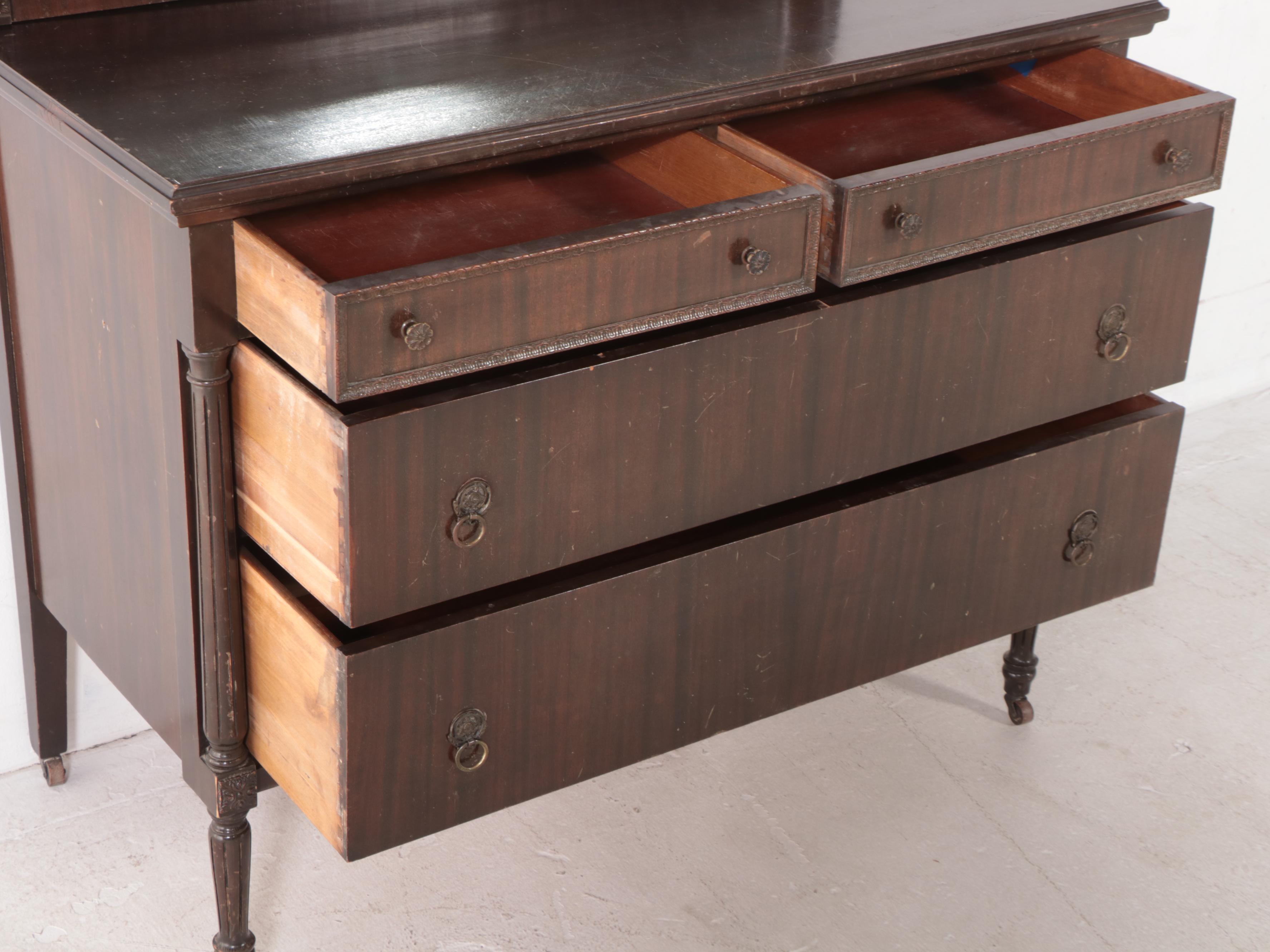 Neoclassical Style Mahogany Four-Drawer Dresser, Early 20th Century