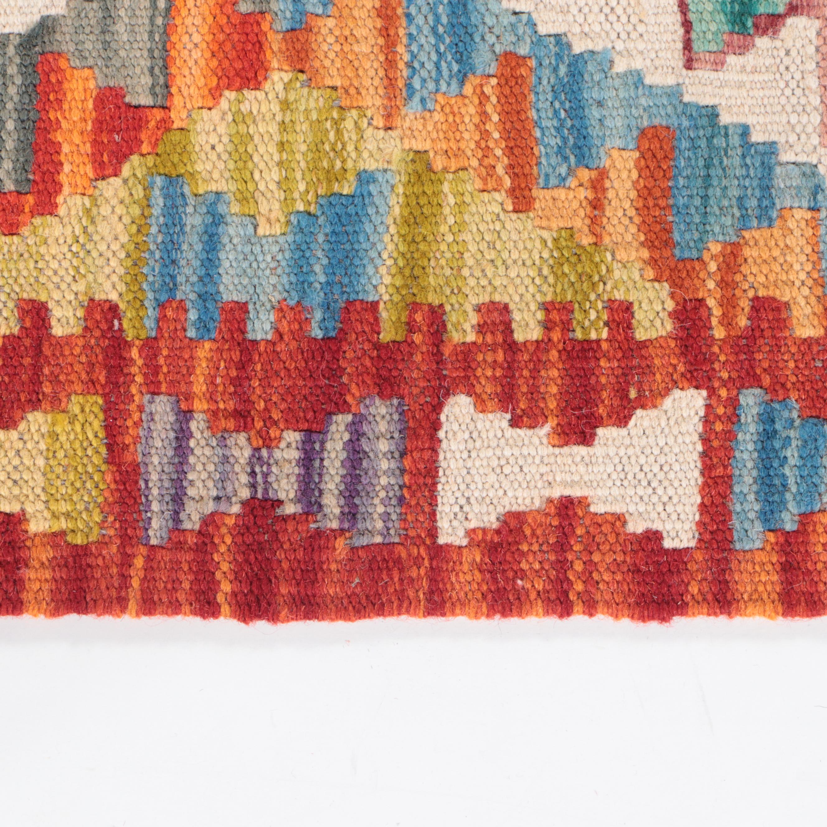 2'8 x 6'7 Handwoven Pakistani Kilim Carpet Runner