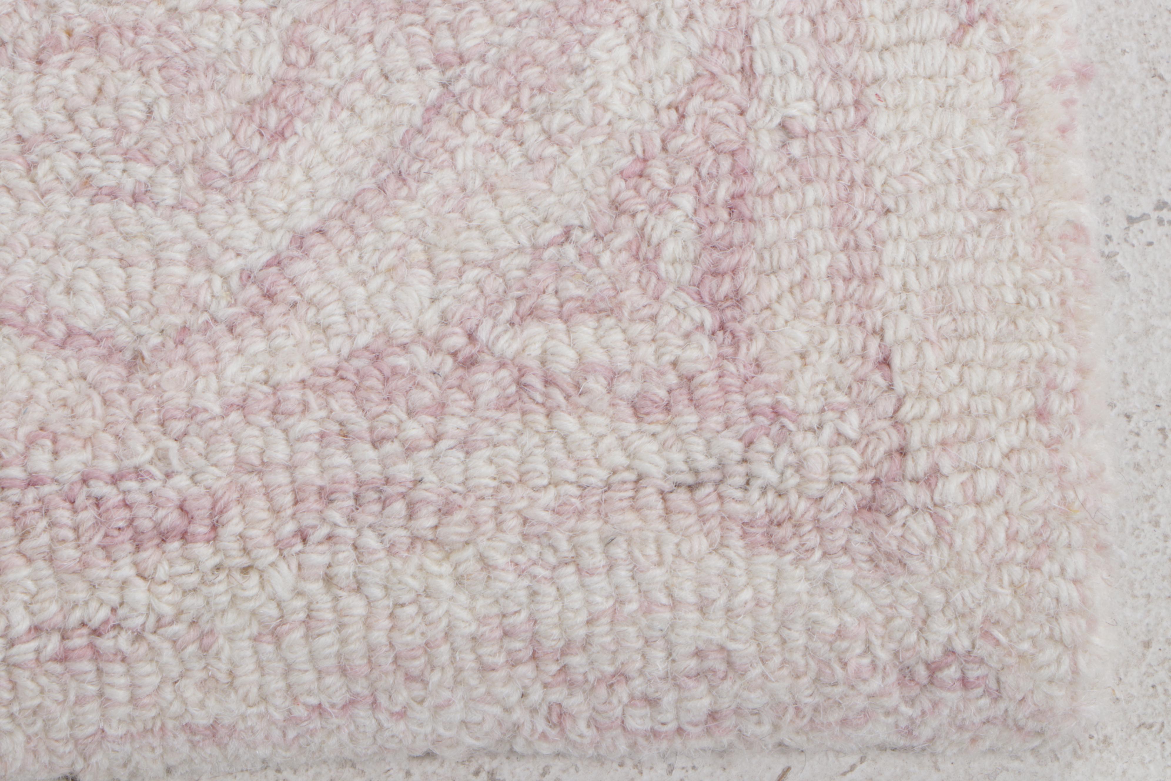 9'1 x 12' Hand-Tufted Threshold Argyle Blush Pink Room Sized Rug