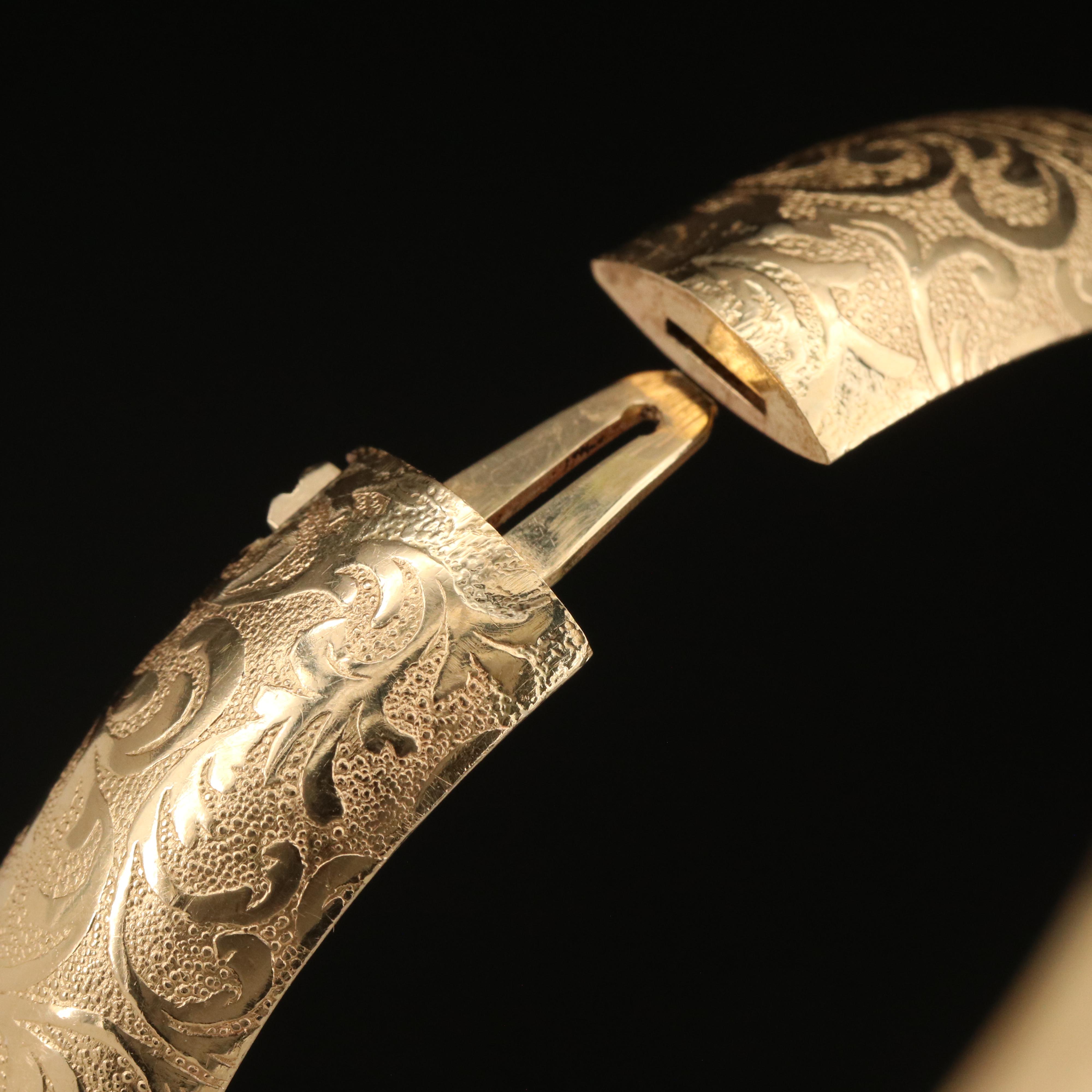 14K Acanthus Hinged Wide Bangle