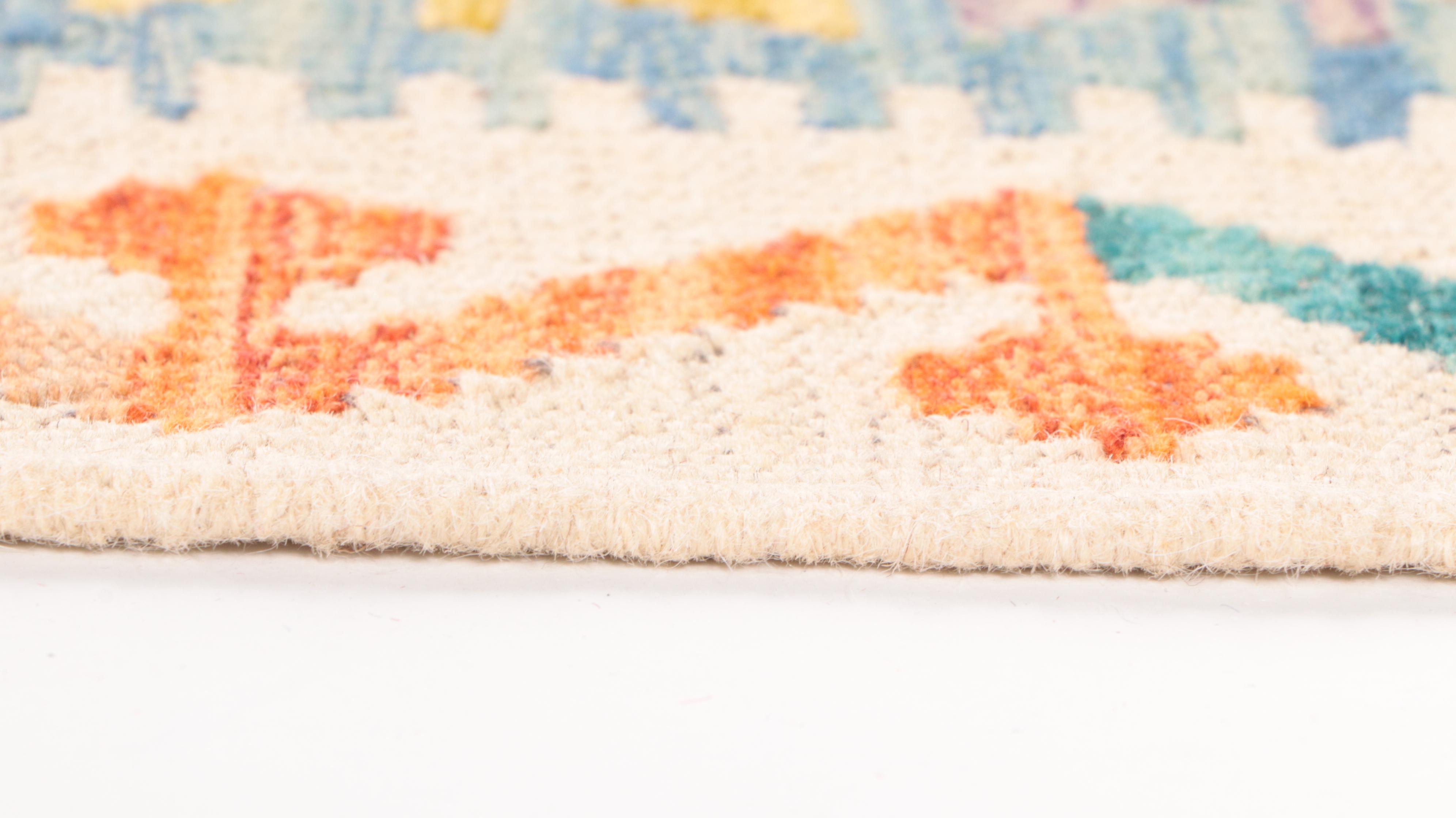 2'9 x 9'7 Handwoven Pakistani Kilim Carpet Runner