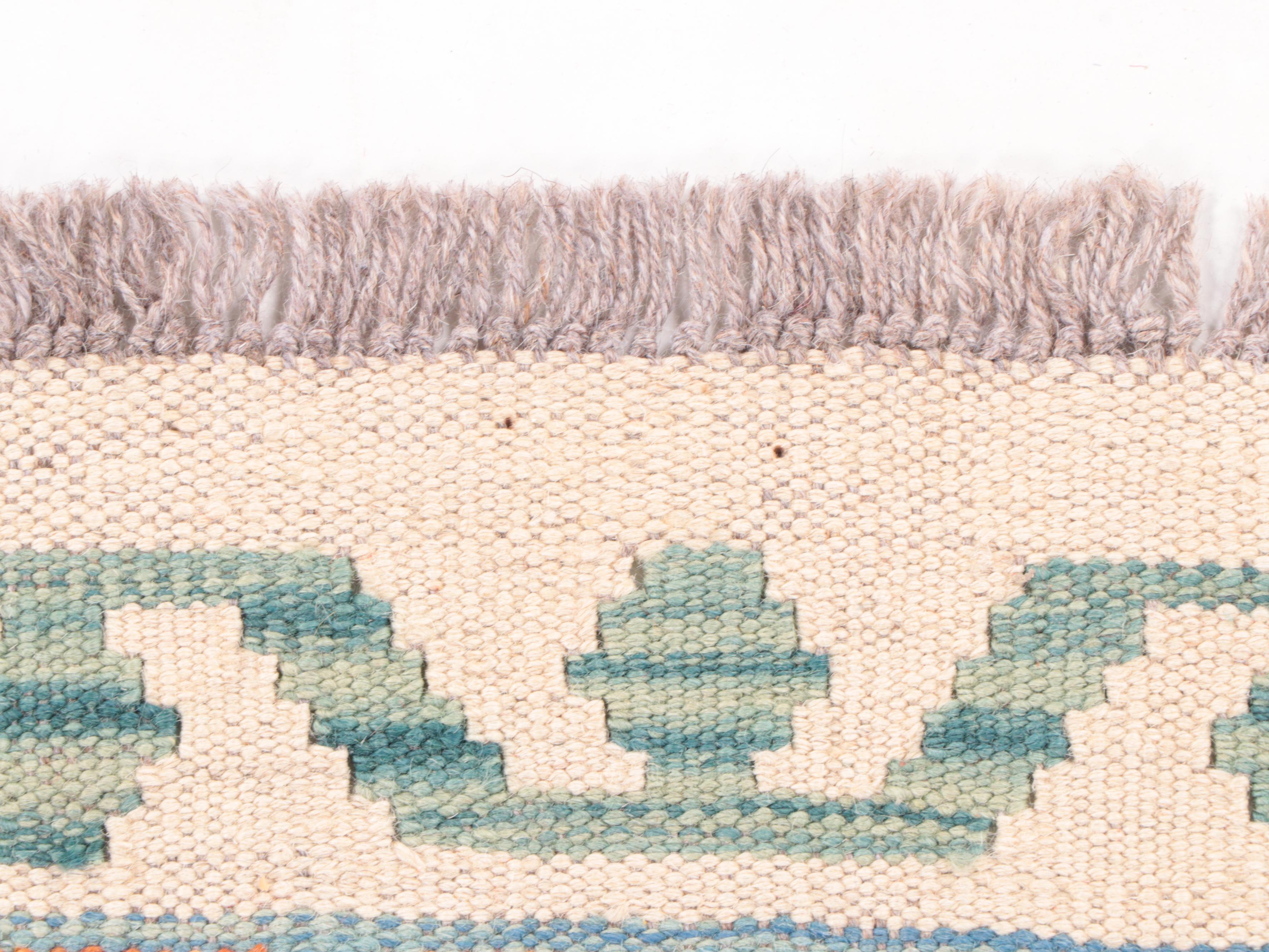 2'9 x 9'7 Handwoven Pakistani Kilim Carpet Runner