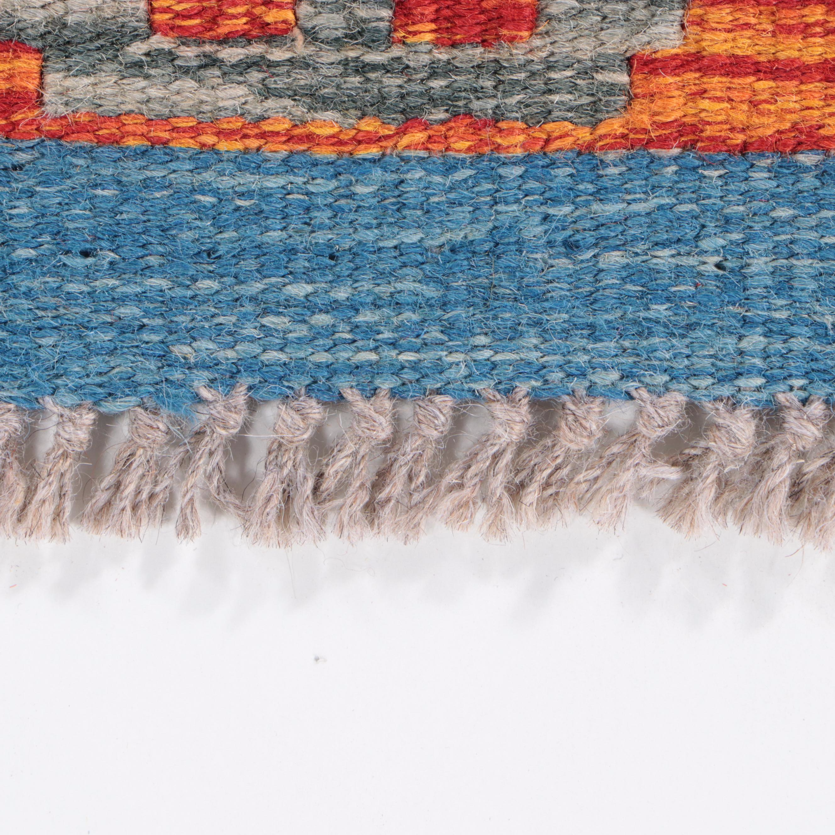 2'9 x 4'2 Handwoven Pakistani Kilim Accent Rug