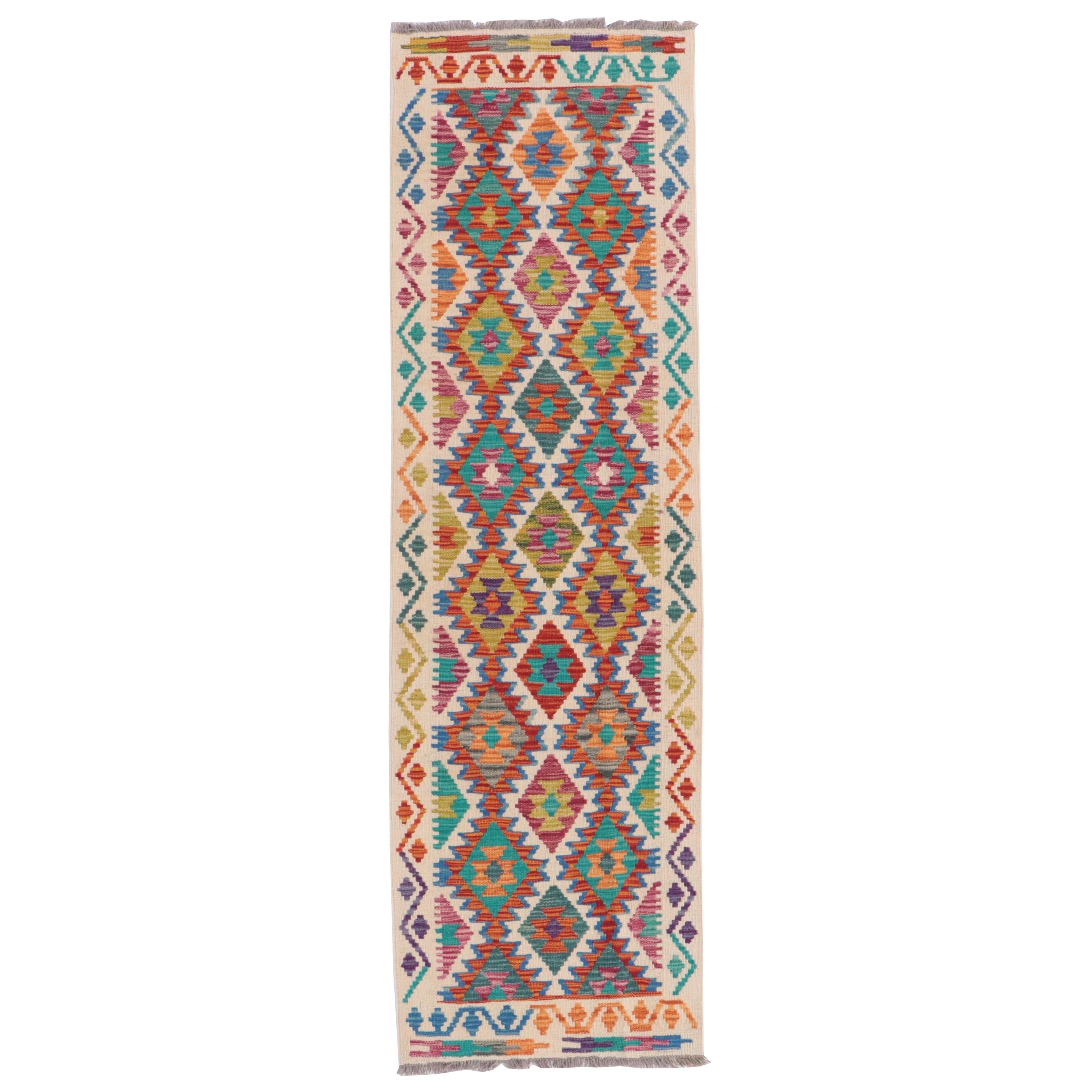 2' x 6'7 Handwoven Pakistani Kilim Carpet Runner