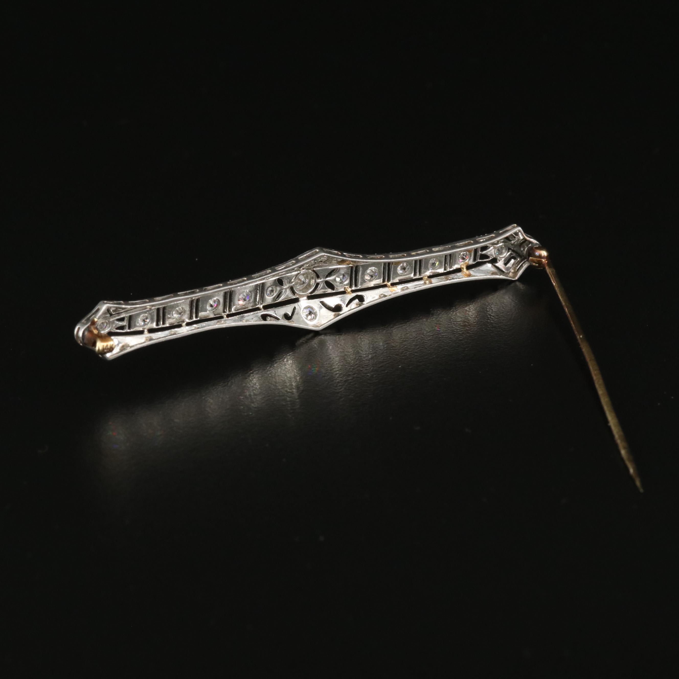 Edwardian Platinum 0.90 CTW Diamond Bar Brooch