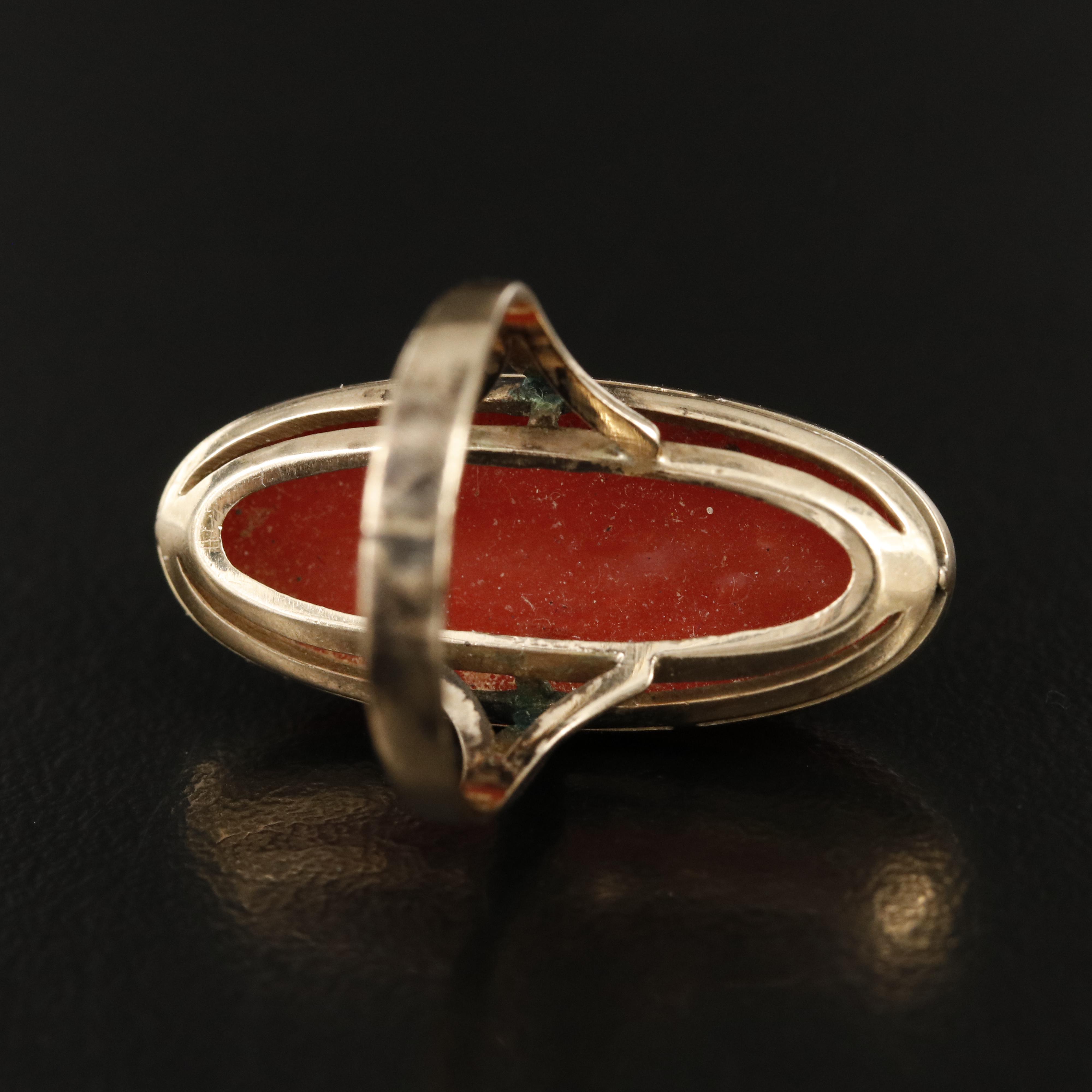 Vintage 10K Coral Oval Cabochon Ring