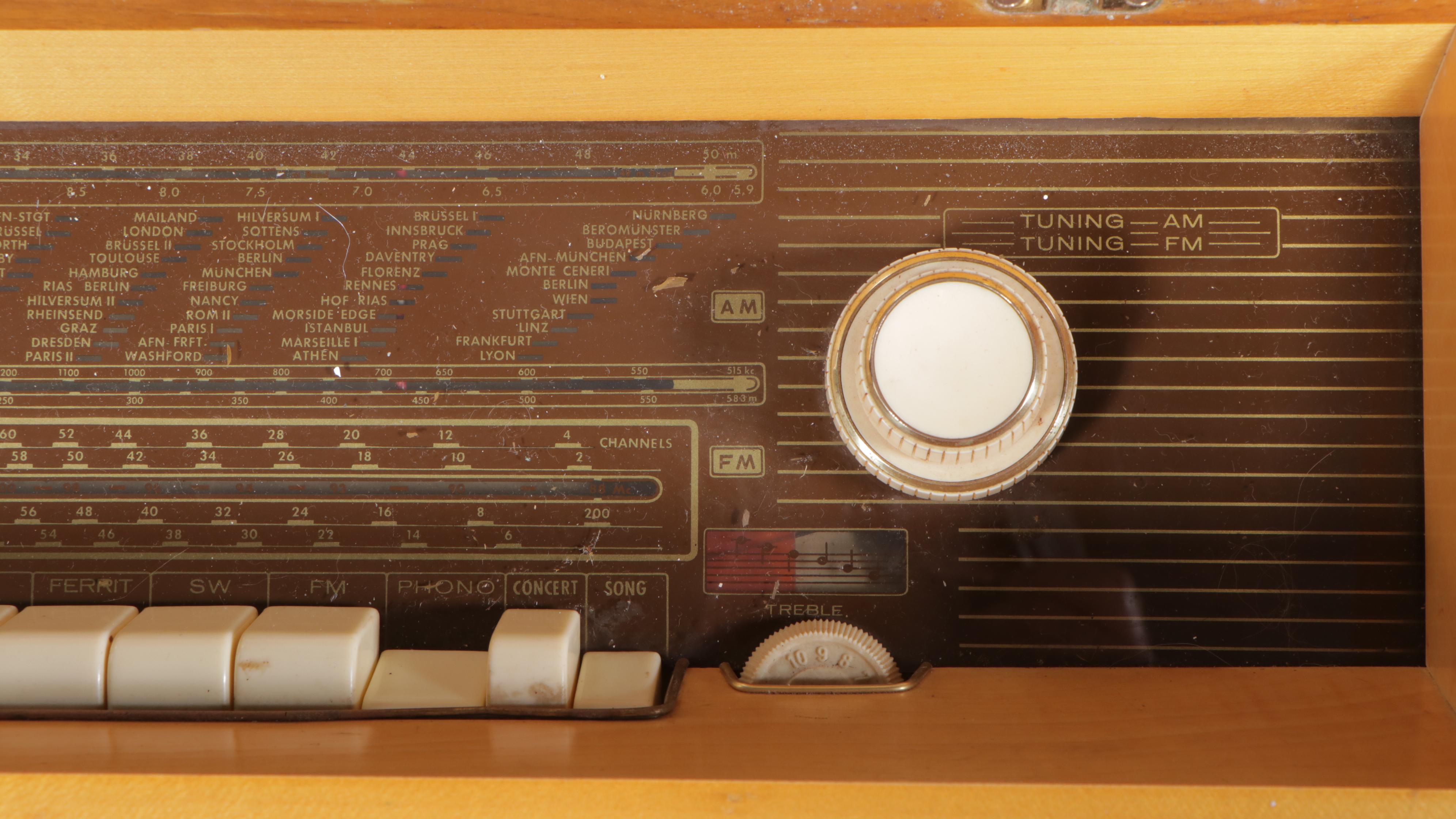 Mid-Century Modern Telefunken Stereo Console With Turntable