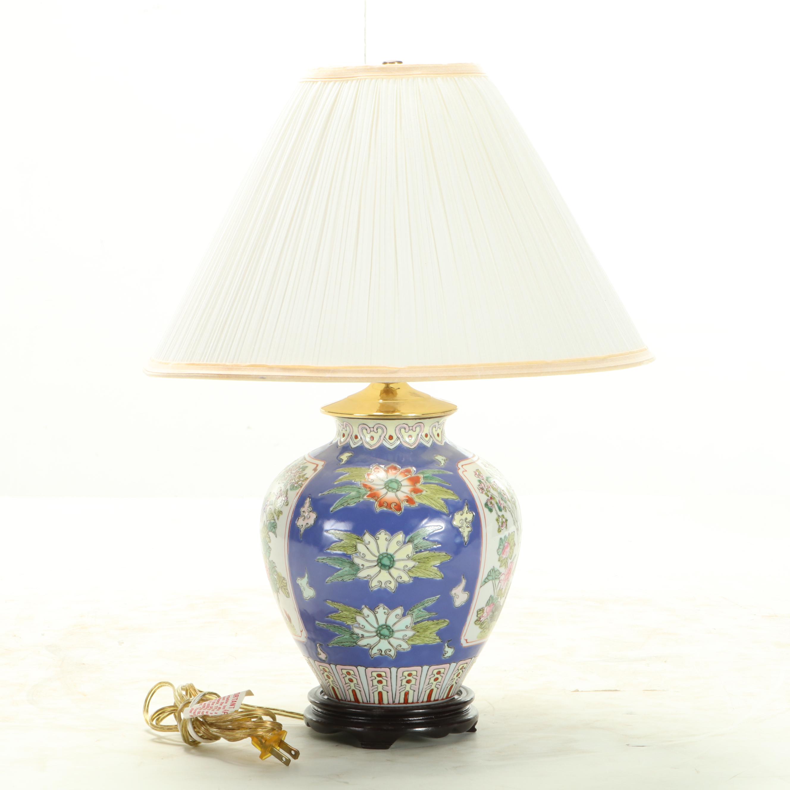 Chinese Famille Rose Porcelain Vase Table Lamp, Late 20th Century