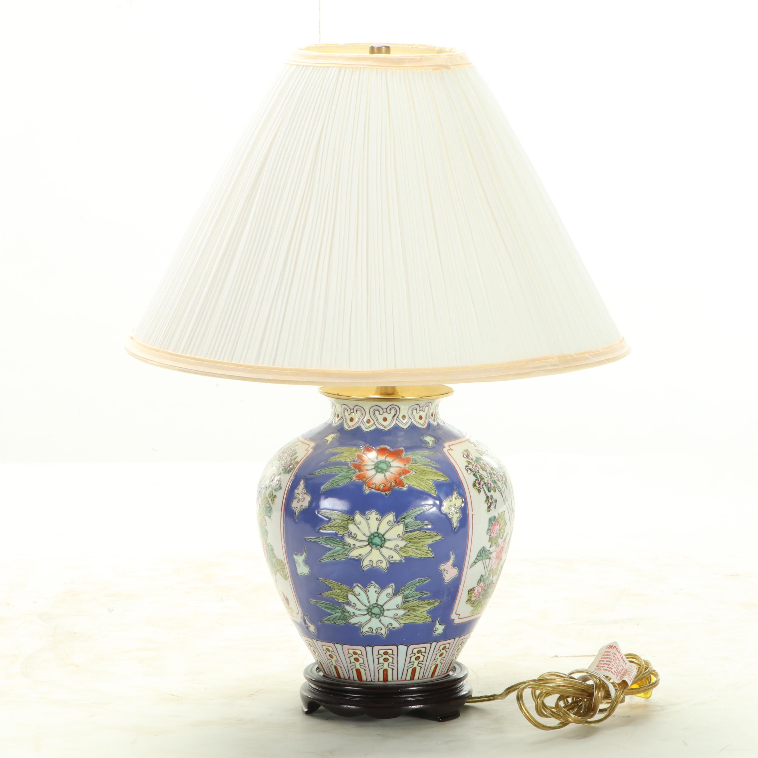 Chinese Famille Rose Porcelain Vase Table Lamp, Late 20th Century