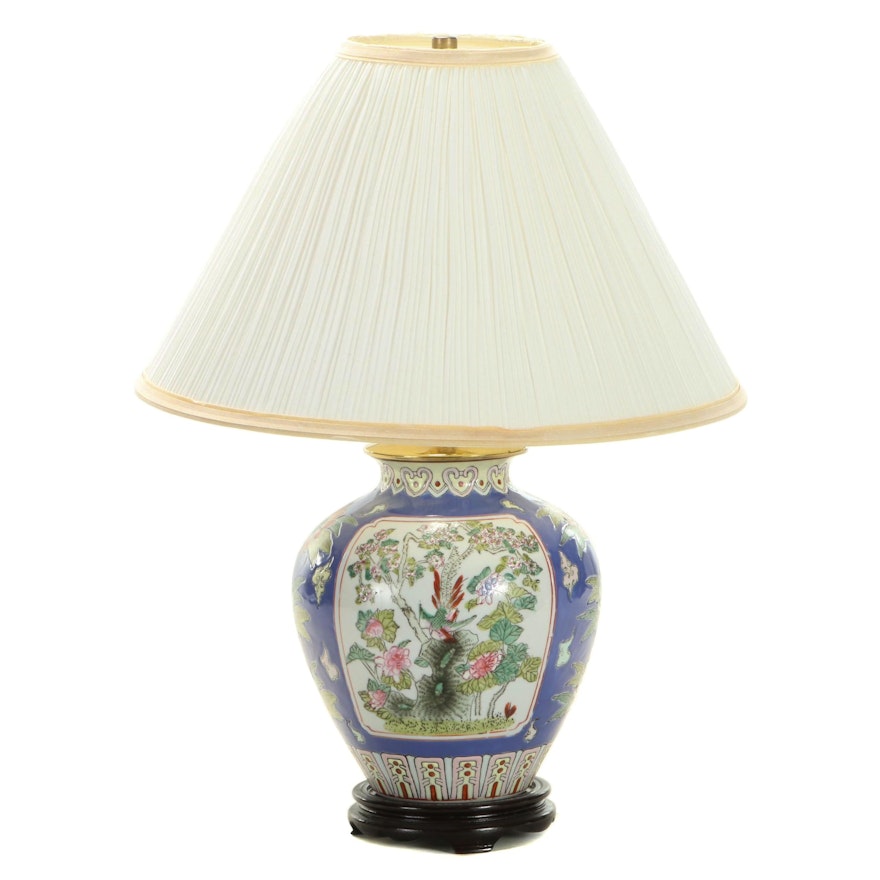 Chinese Famille Rose Porcelain Vase Table Lamp, Late 20th Century