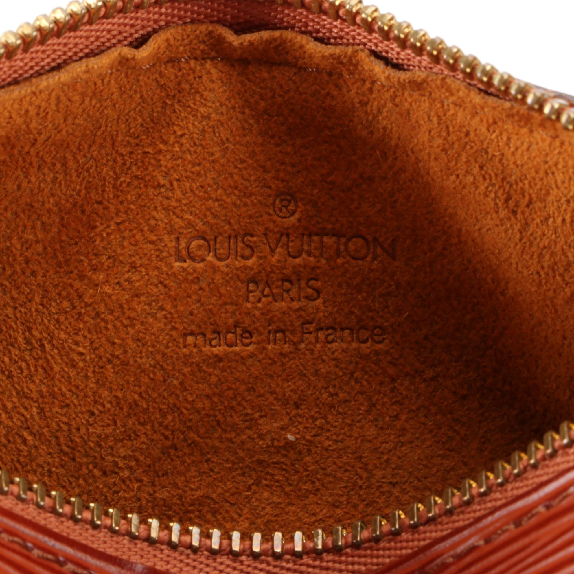 Louis Vuitton Soufflot Trousse Ronde in Kenyan Fawn Epi and Smooth Leather