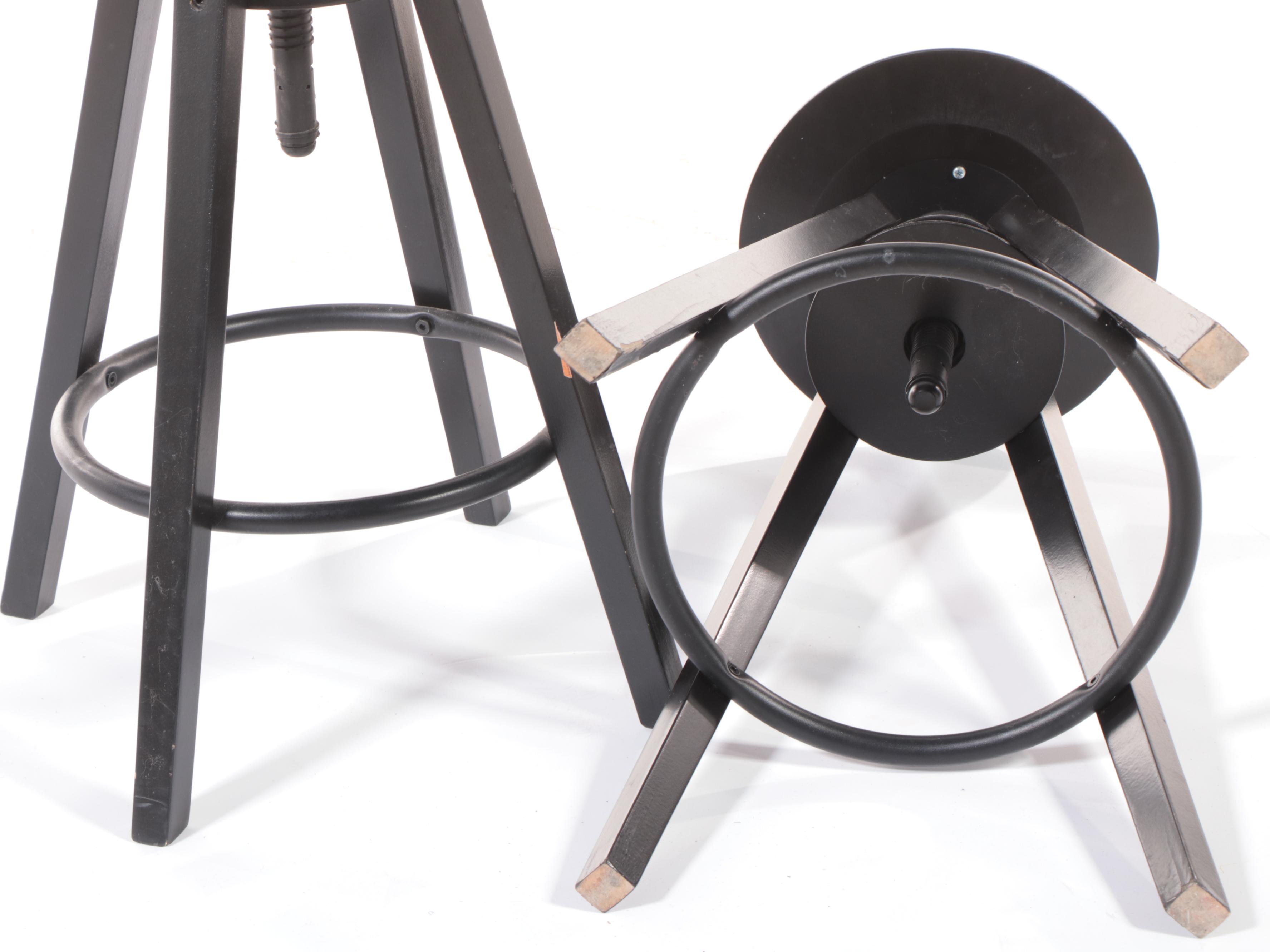 Black Painted Wooden Adjustable Seat Barstools