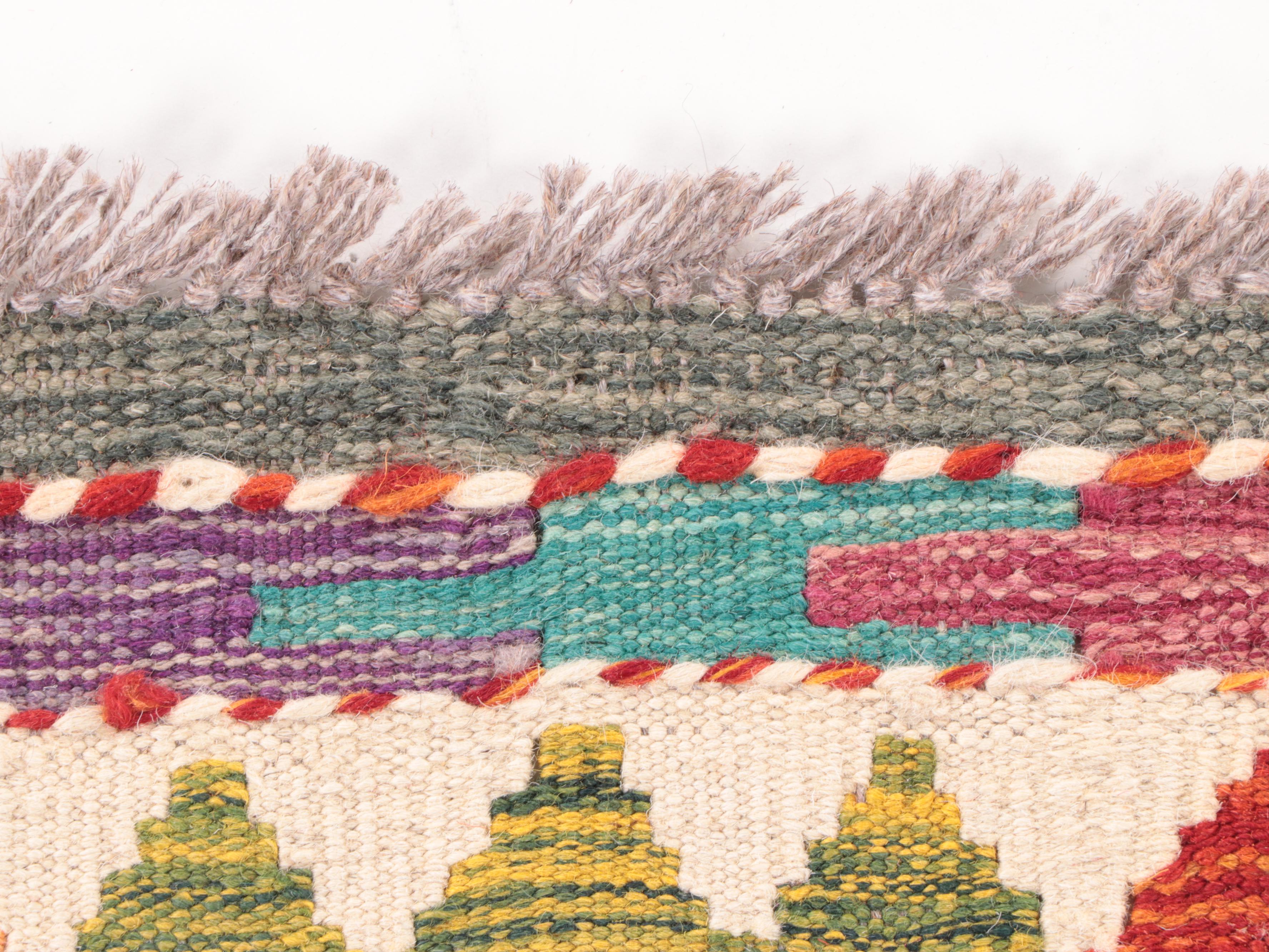 2'7 x 6'6 Handwoven Pakistani Kilim Carpet Runner