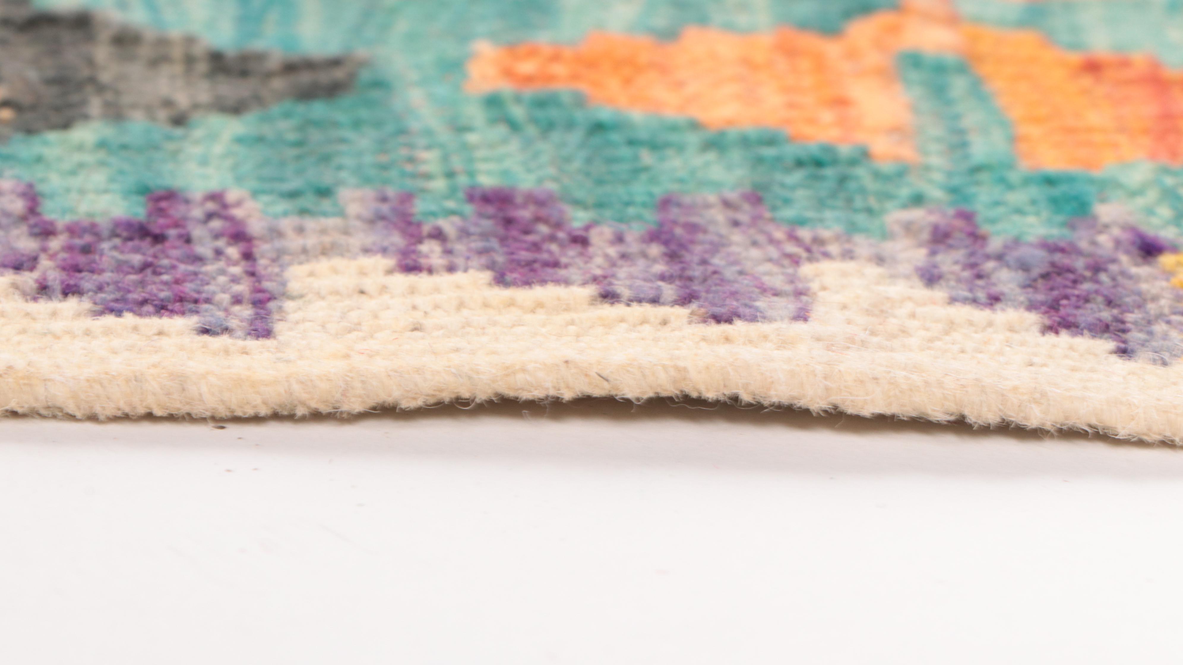 2'7 x 6'6 Handwoven Pakistani Kilim Carpet Runner