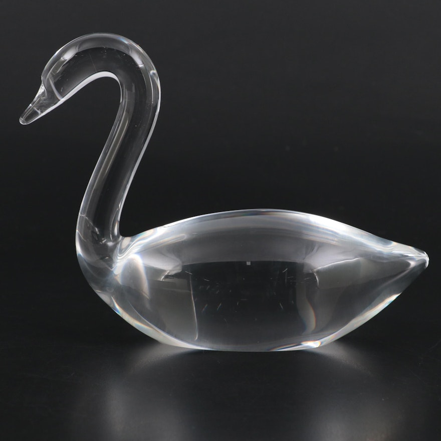 Steuben Art Glass "Swan" Figurine Designed by Lloyd Atkins, Mid/Late 20th C.