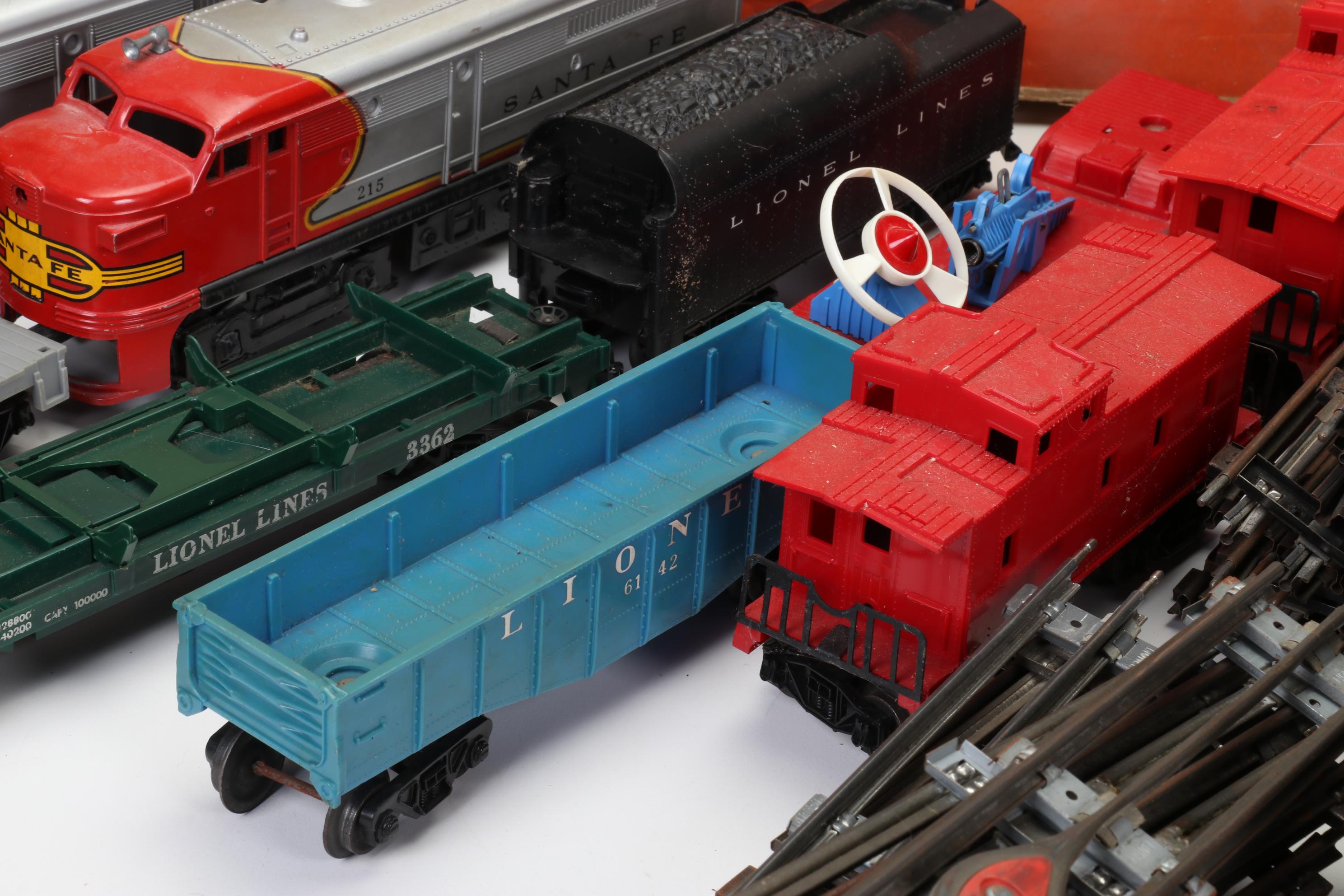 Lionel O-Scale Train Set with Diesel and Steam Locomotives, Late 20th Century