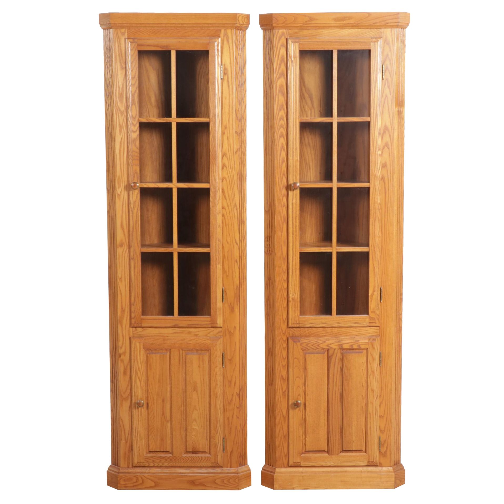 Pair of Mastercraft Oak Corner Cabinets, Late 20th Century