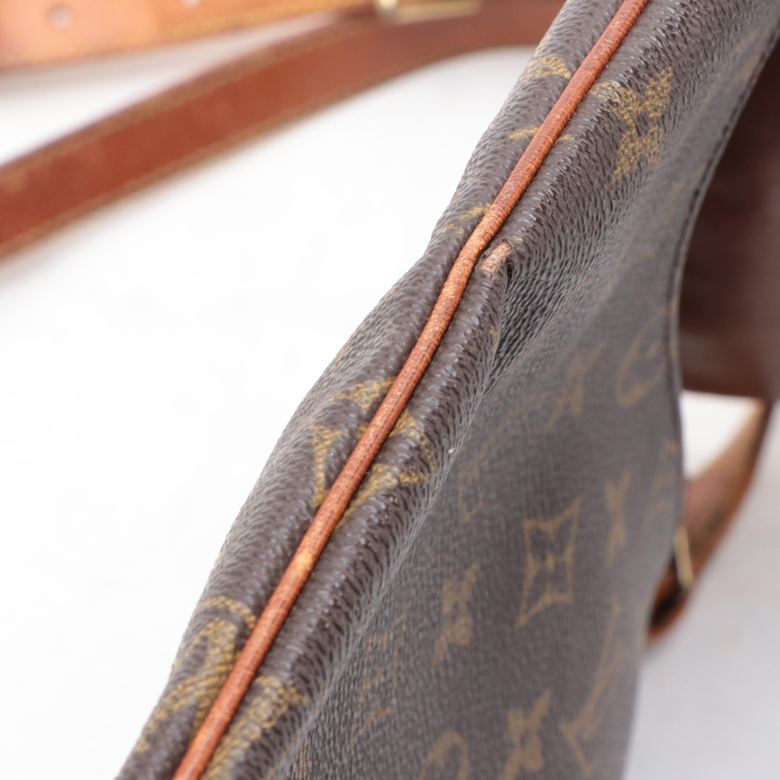 Louis Vuitton Musette Bag in Monogram Canvas and Vachetta Leather