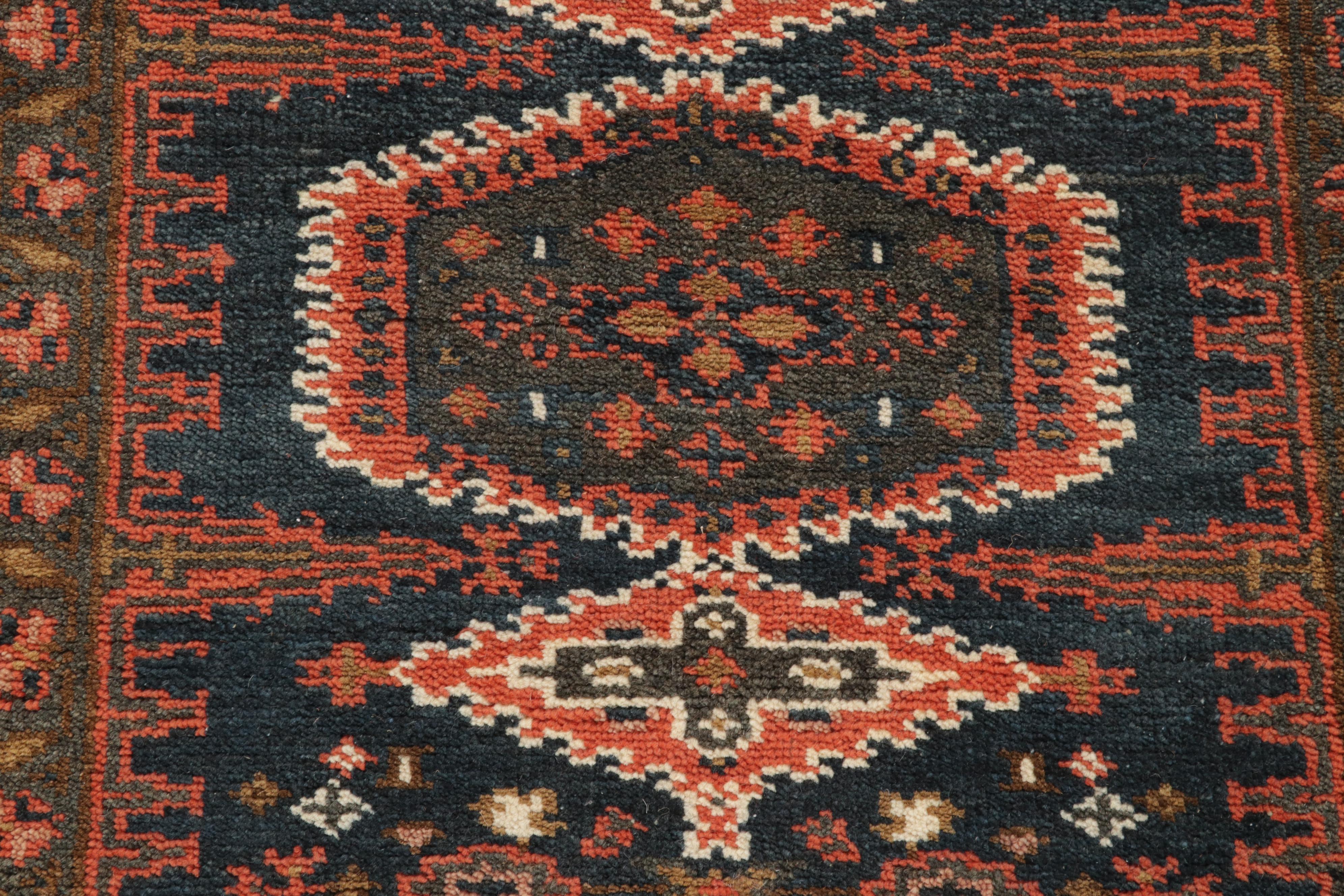 2'7 x 7'8 Hand-Knotted Persian Viss Carpet Runner