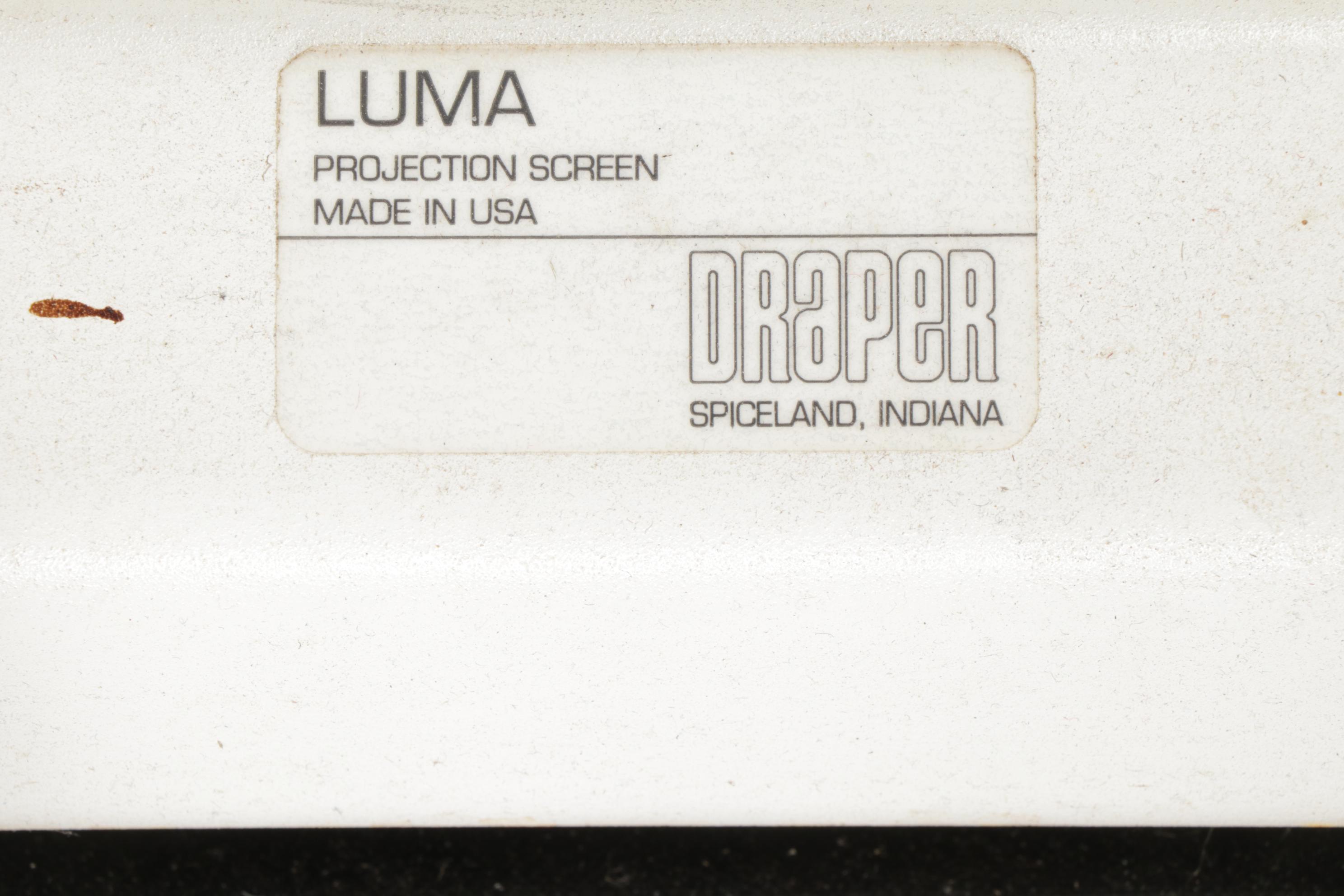 Draper Luma Wall Mounted Projection Screen