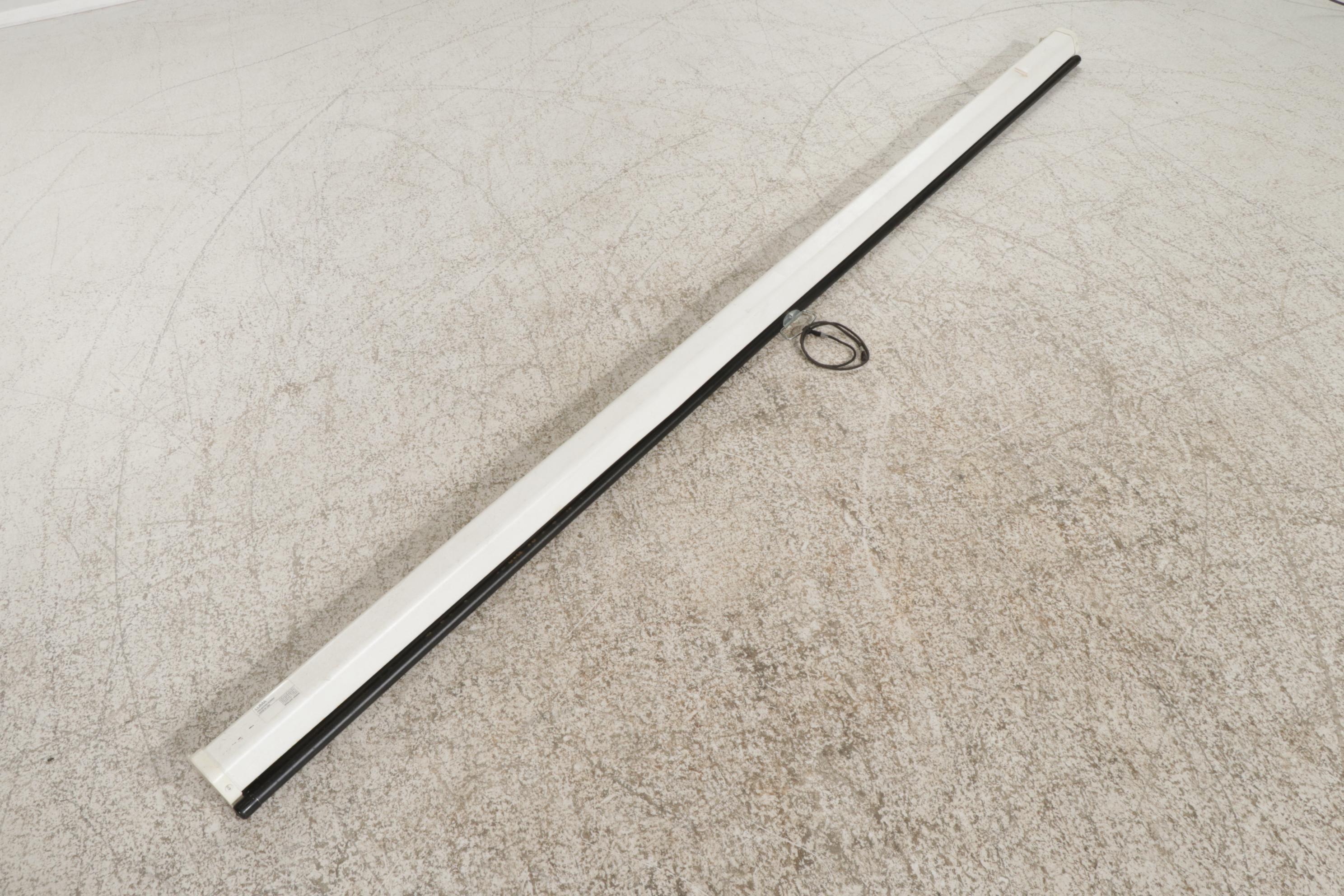 Draper Luma Wall Mounted Projection Screen