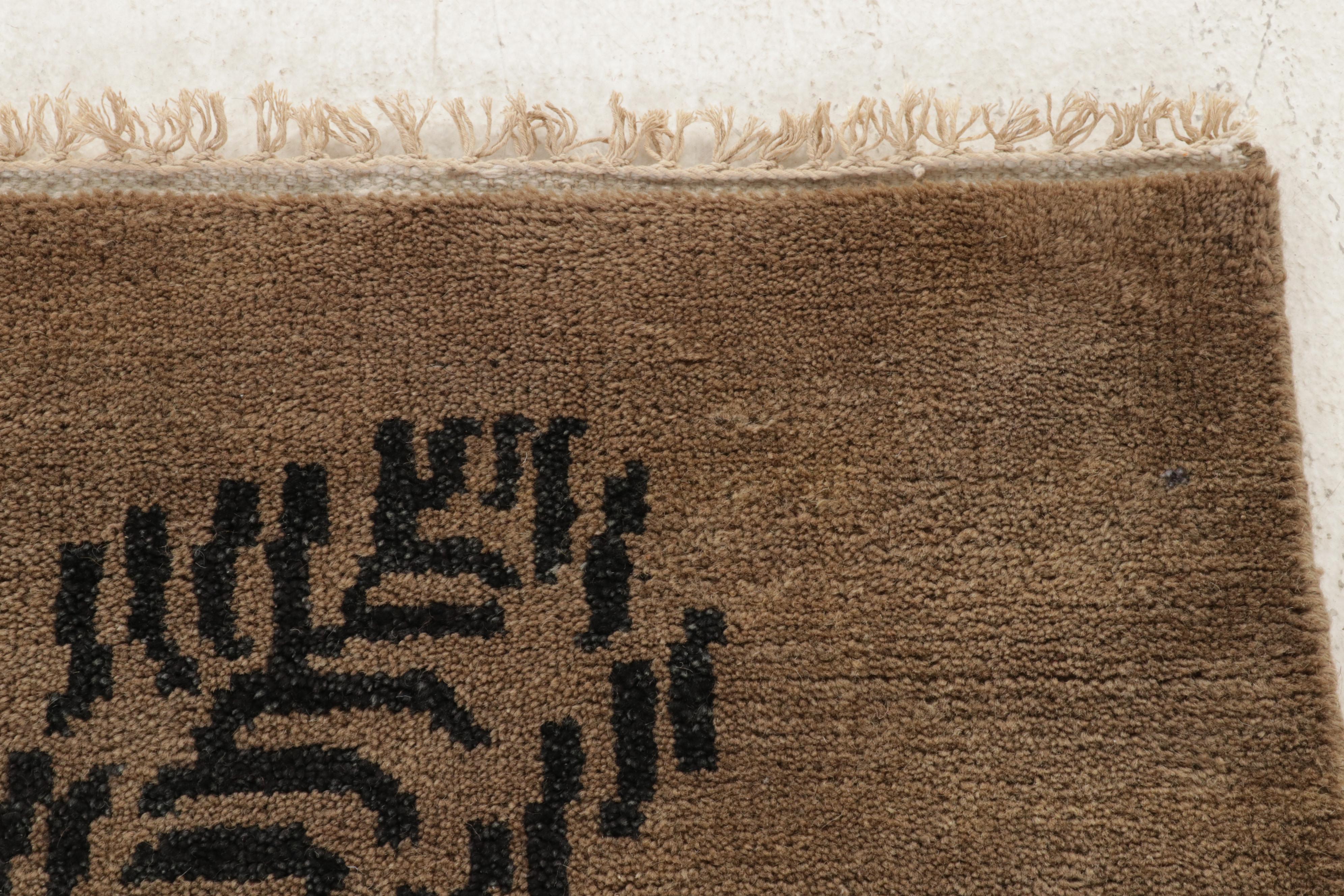 4' x 5'10 Hand-Knotted Tibetan Pictorial Tiger Area Rug