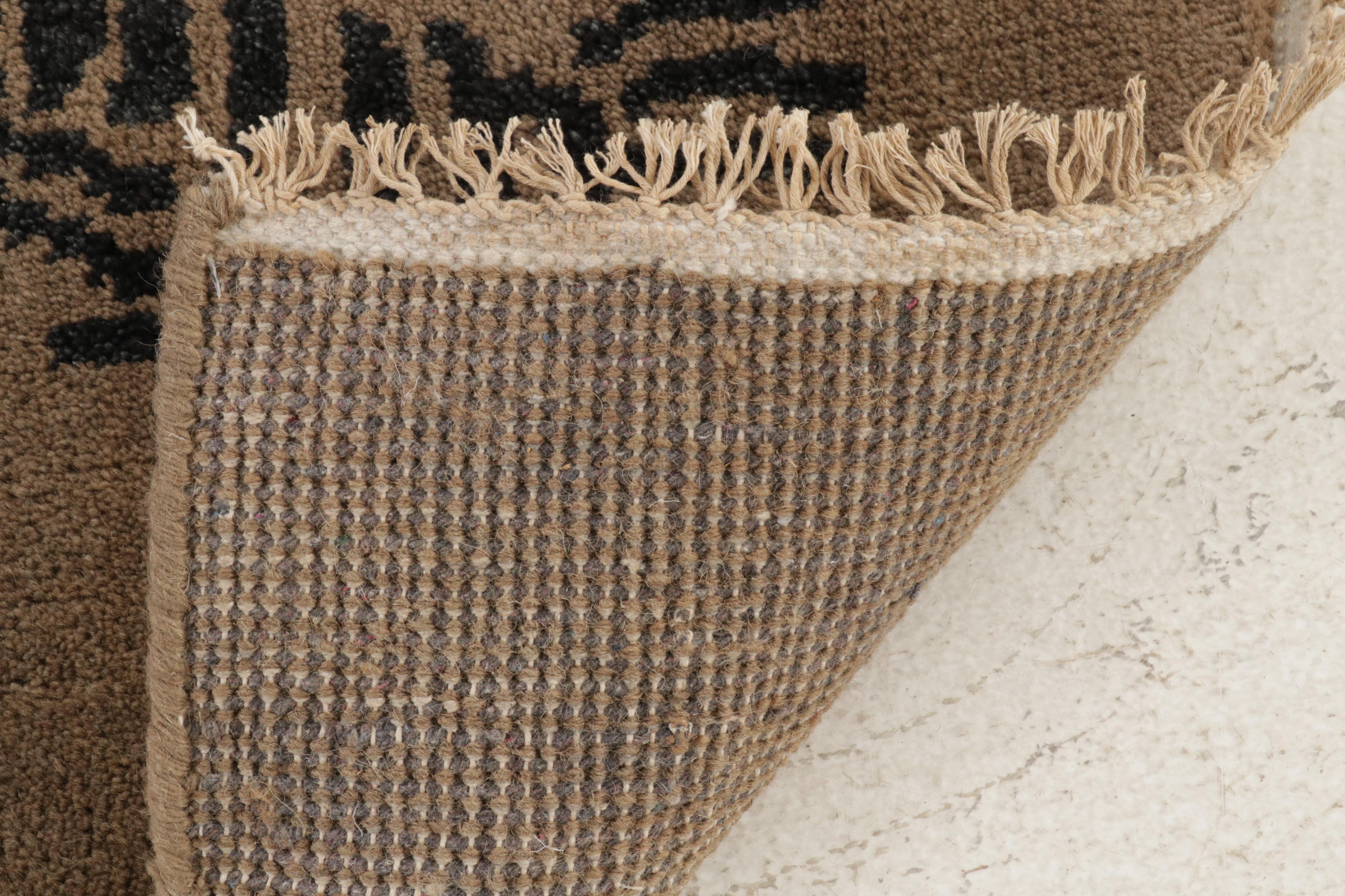 4' x 5'10 Hand-Knotted Tibetan Pictorial Tiger Area Rug