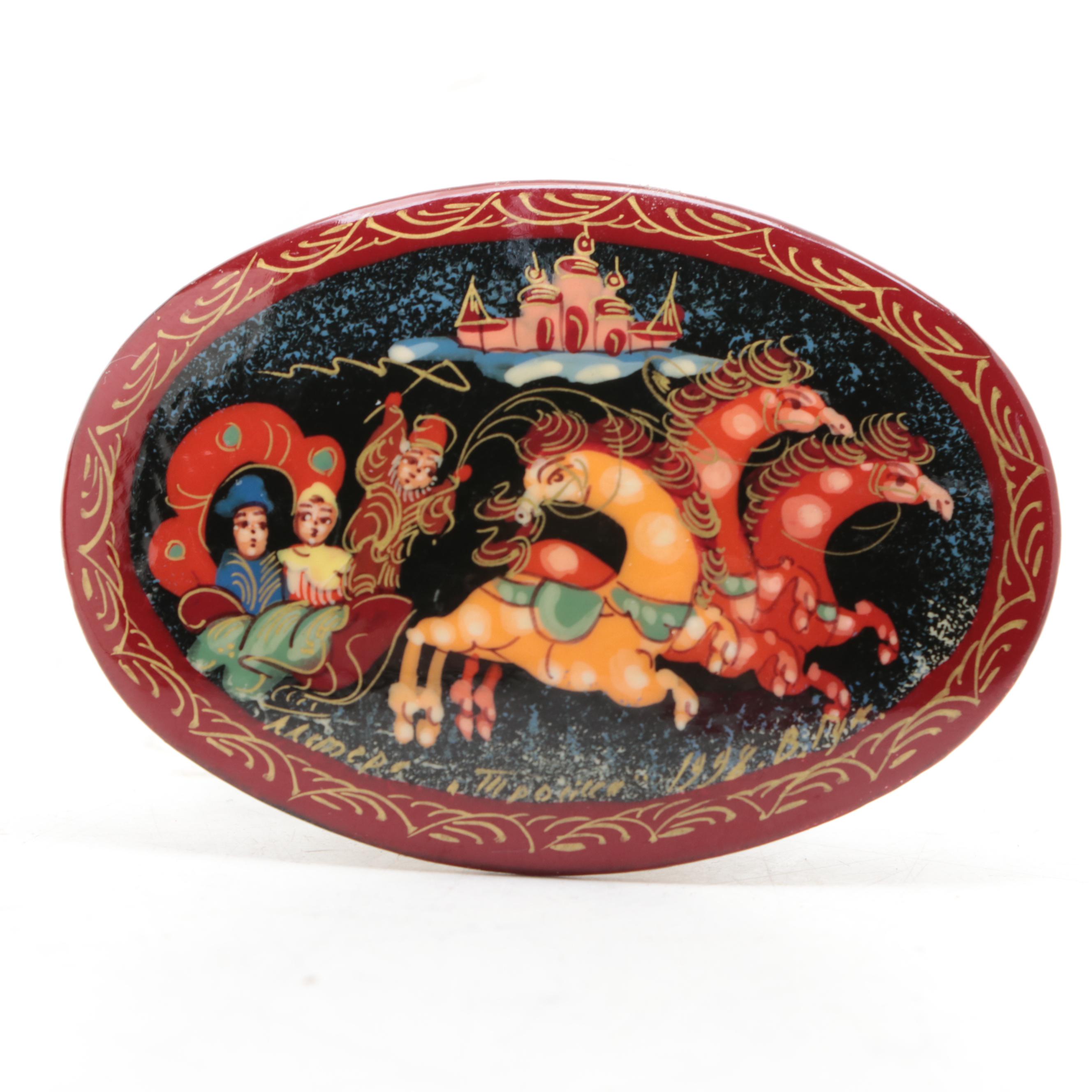 Russian Mstyora "Aster" Hand-Painted Lacquer Box with Troika Pinback
