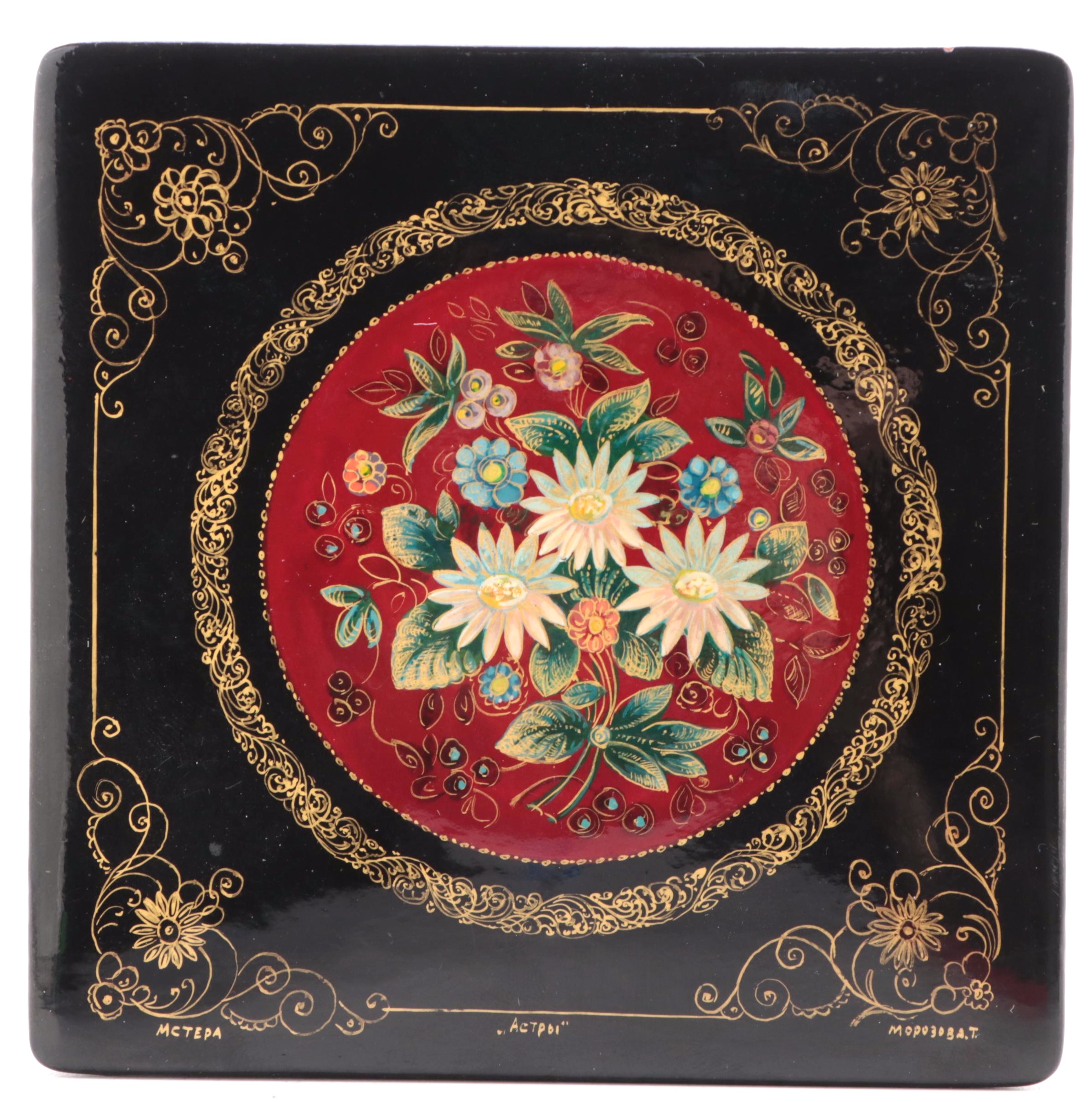 Russian Mstyora "Aster" Hand-Painted Lacquer Box with Troika Pinback