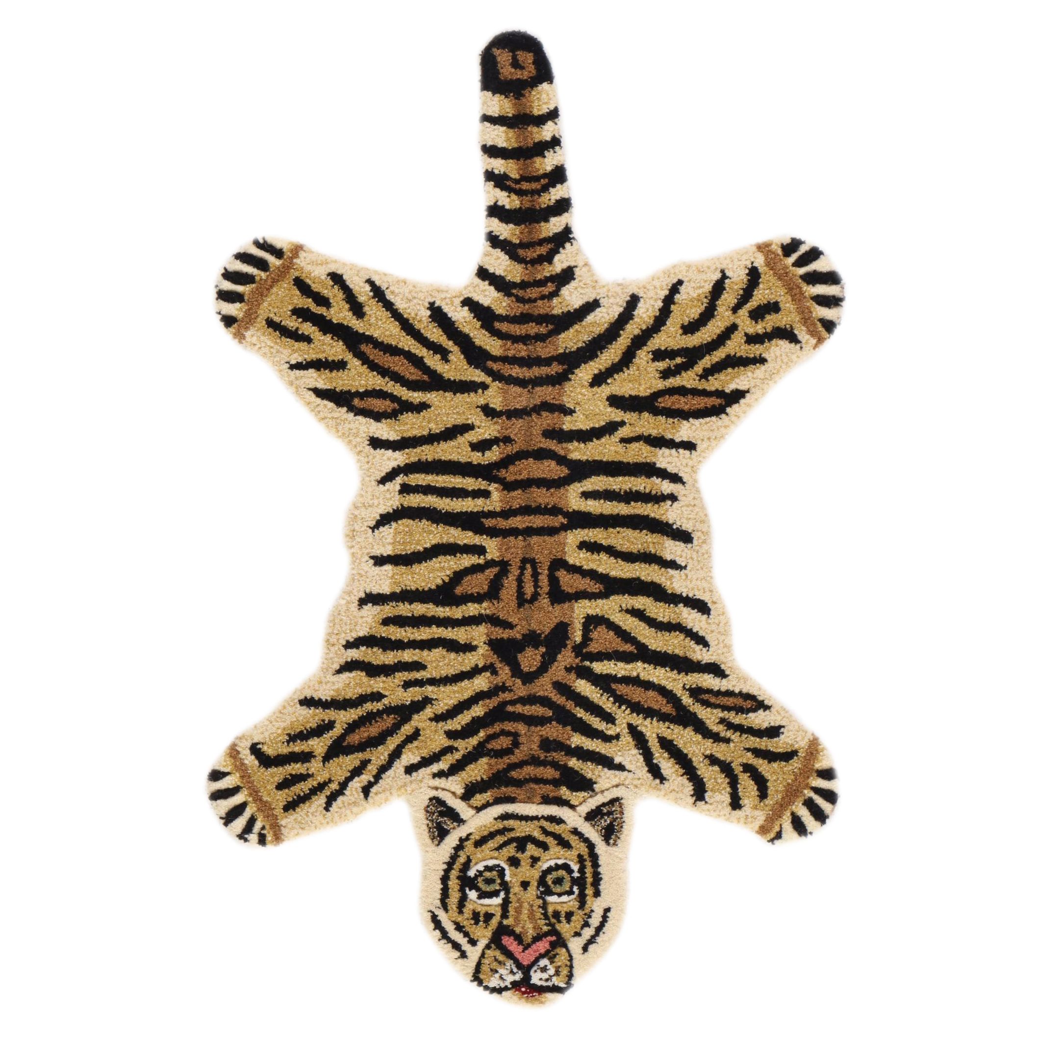 2'11 x 3' Hand-Tufted Tiger Form Accent Rug