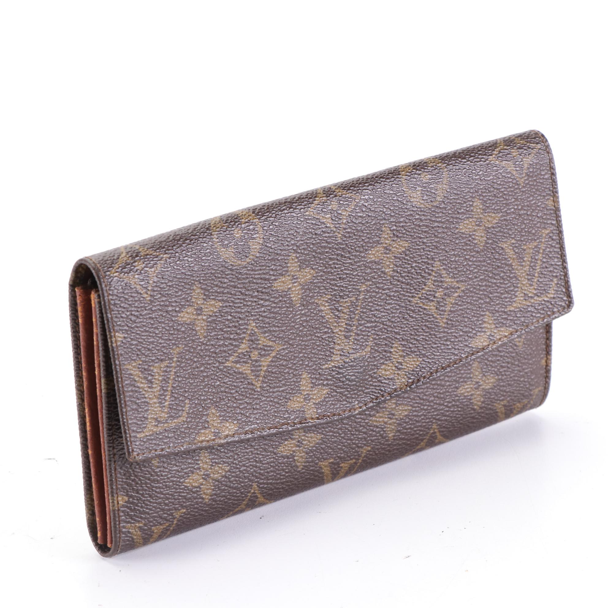 Louis Vuitton Sarah Wallet in Monogram Canvas