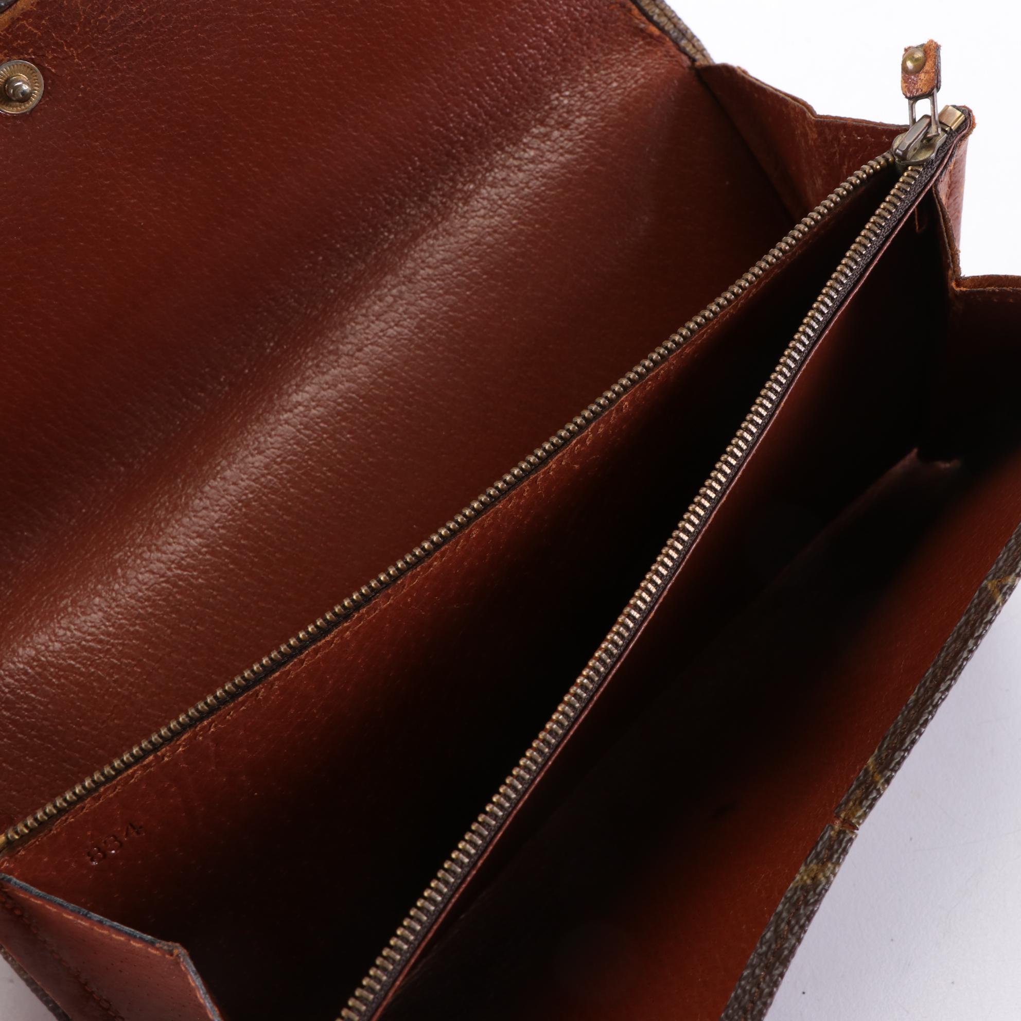 Louis Vuitton Sarah Wallet in Monogram Canvas