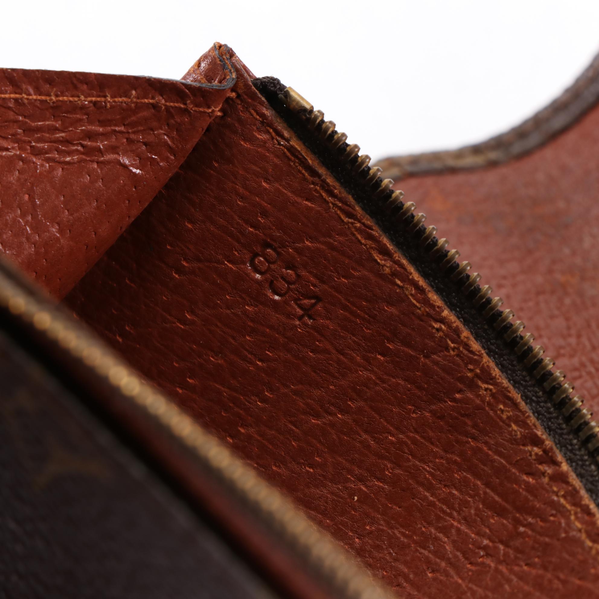 Louis Vuitton Sarah Wallet in Monogram Canvas