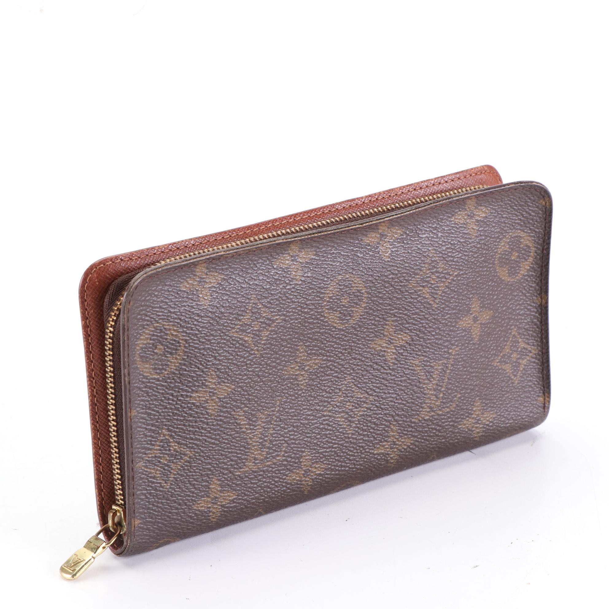 Louis Vuitton Porte-Monnaie Zippy Wallet in Monogram Canvas