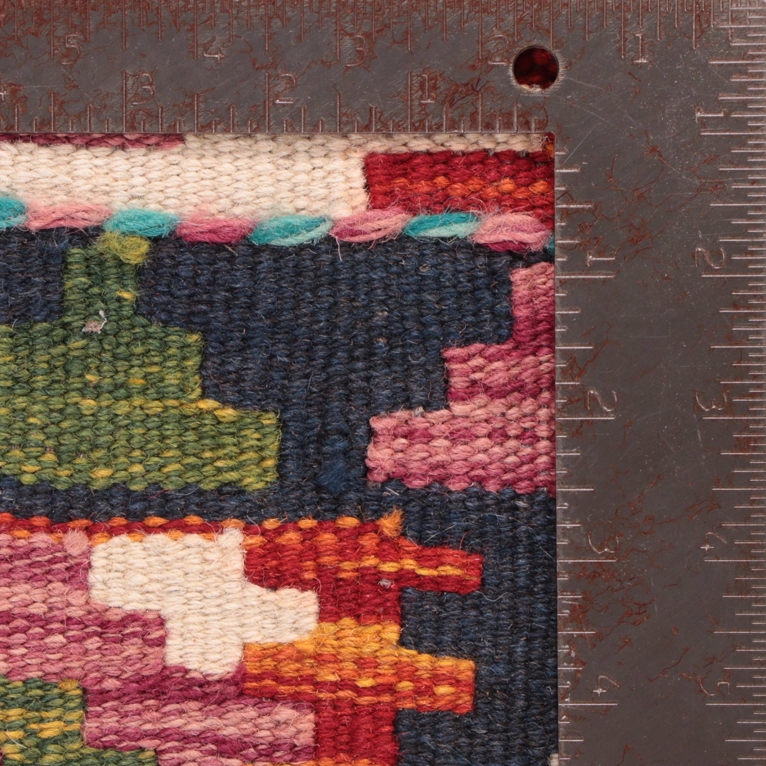 2'8 x 4'2 Handwoven Pakistani Kilim Accent Rug