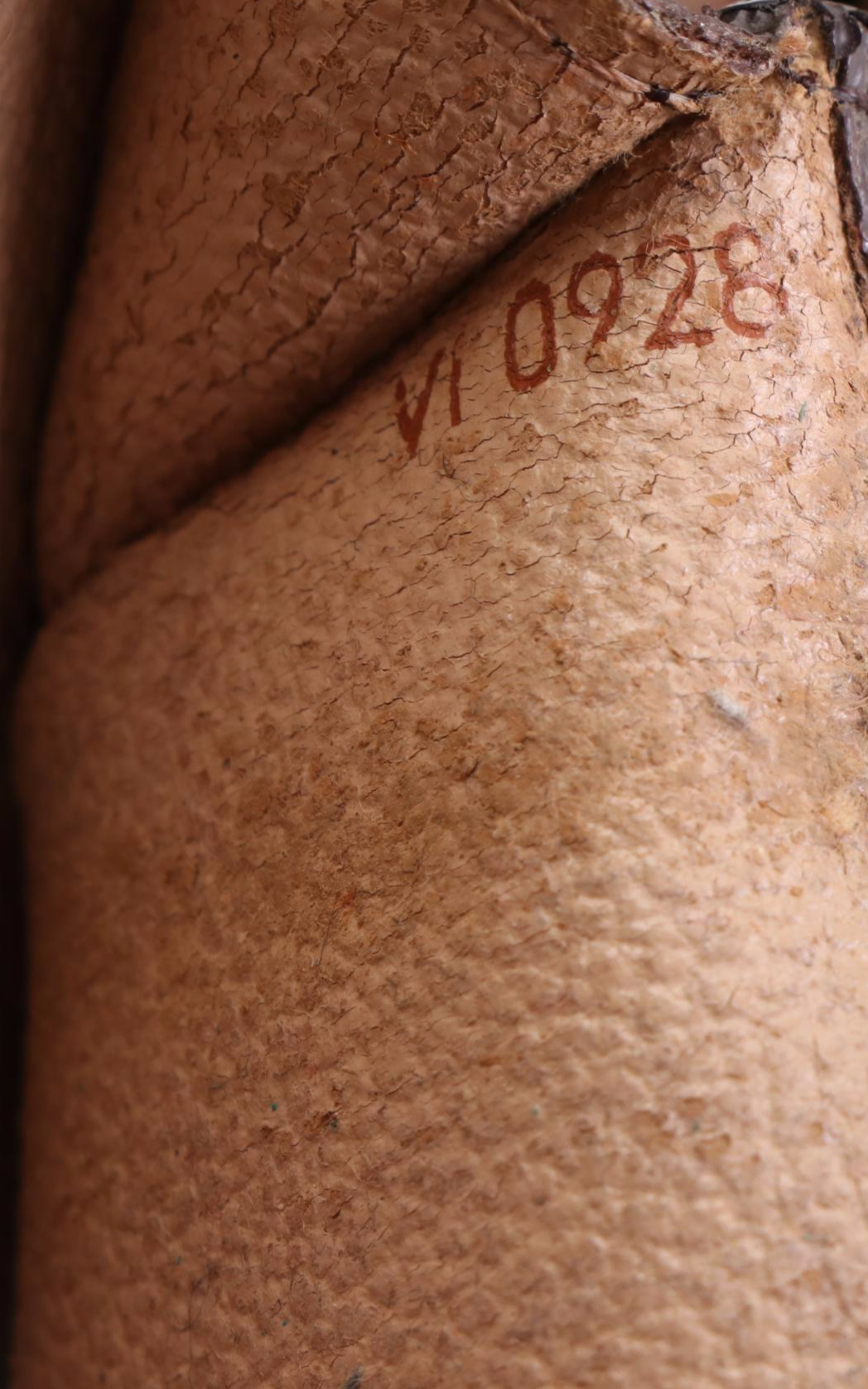 Louis Vuitton Bucket Bag Zip Pouch in Monogram Canvas